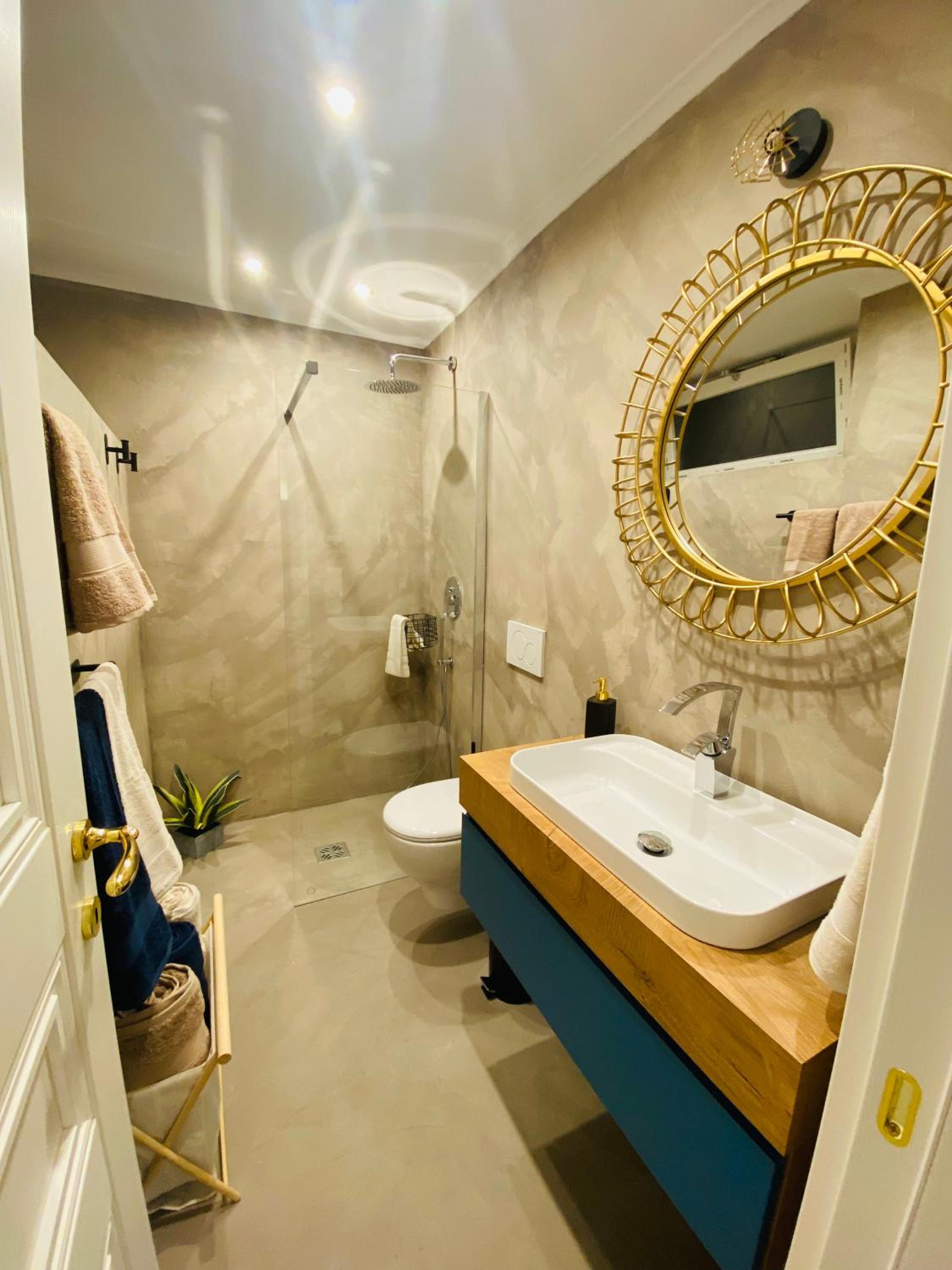 Two-Bedroom House - Photo 56