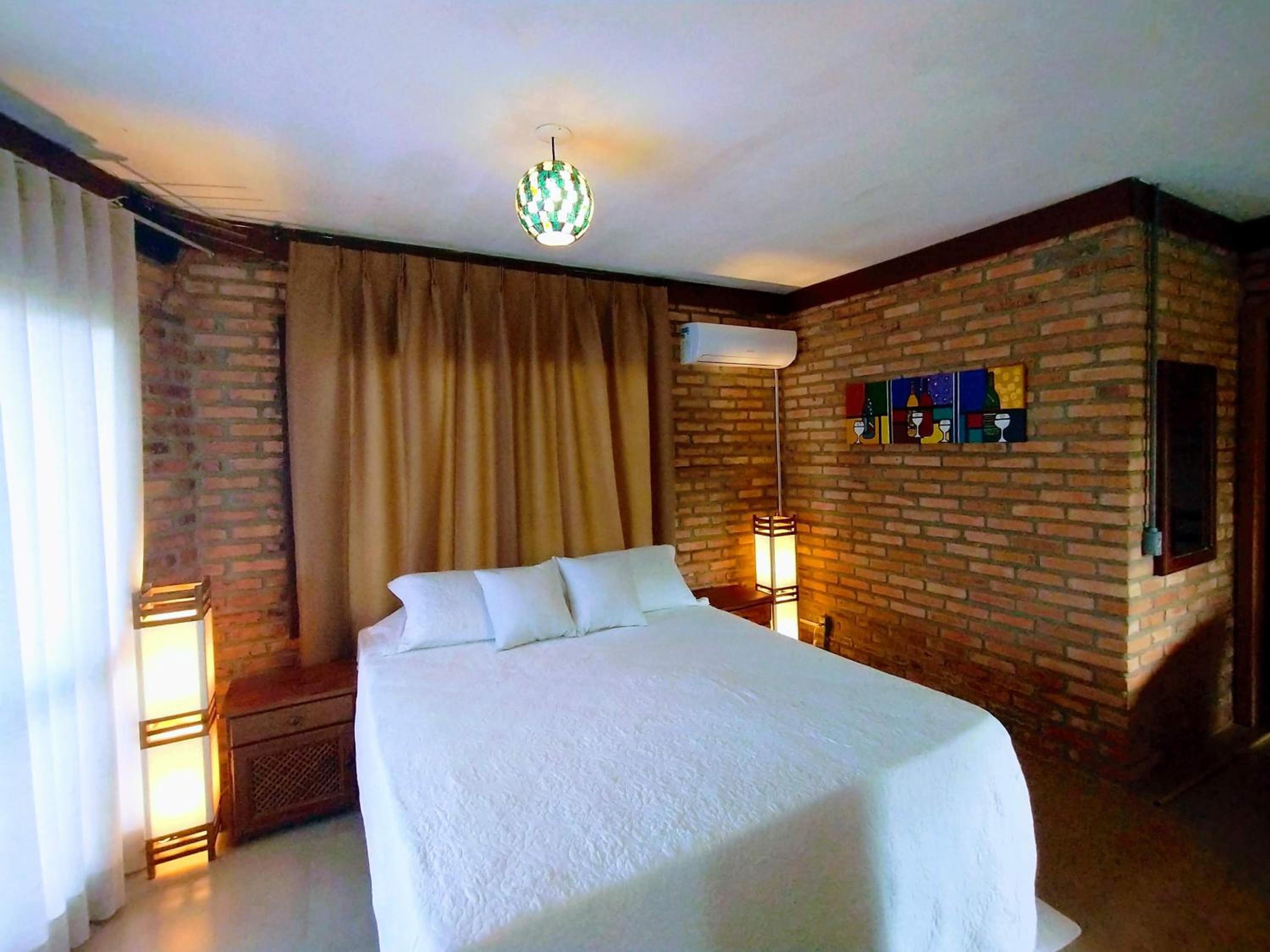 Deluxe Suite with Spa Bath photo 3