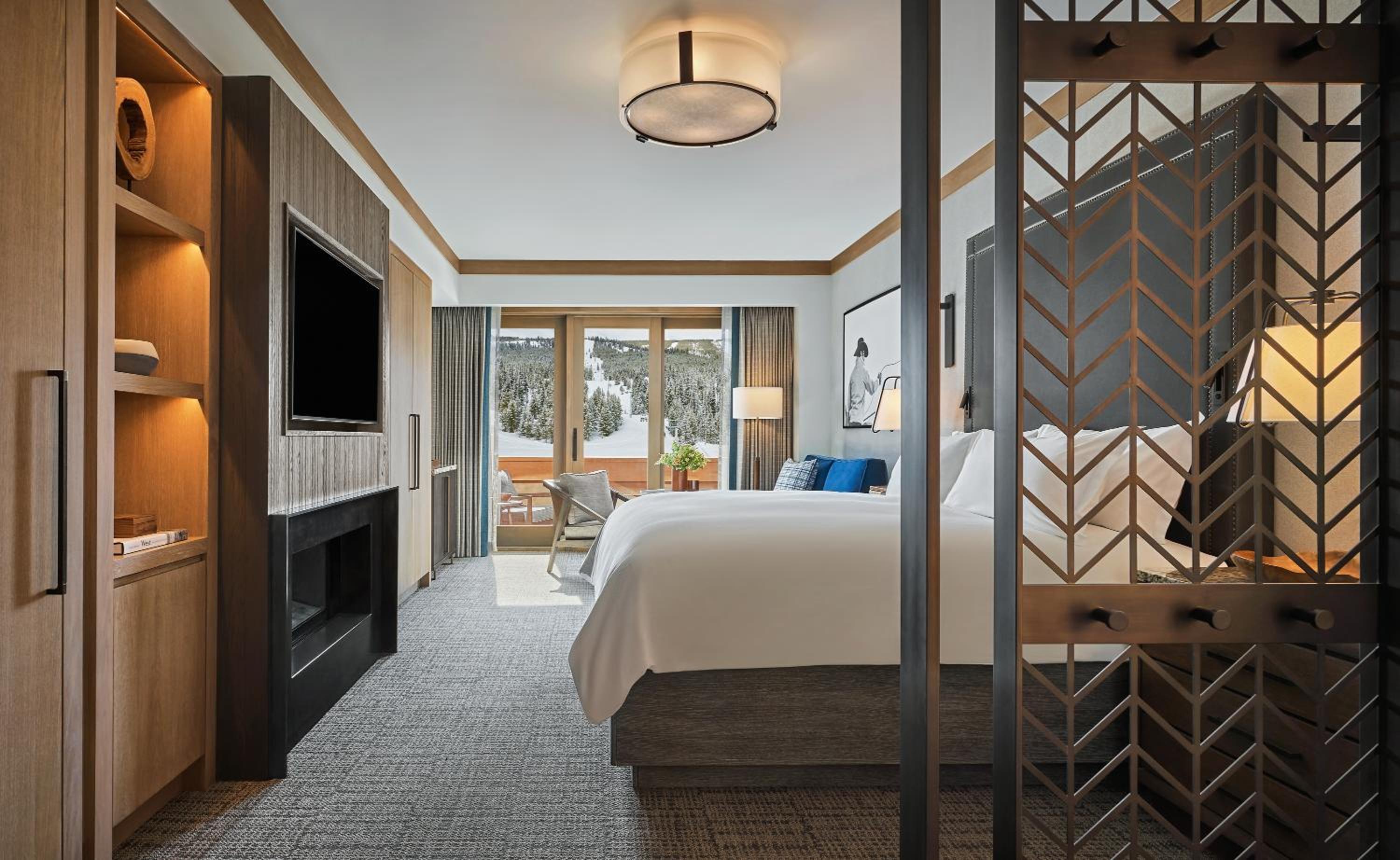 Vista King Room