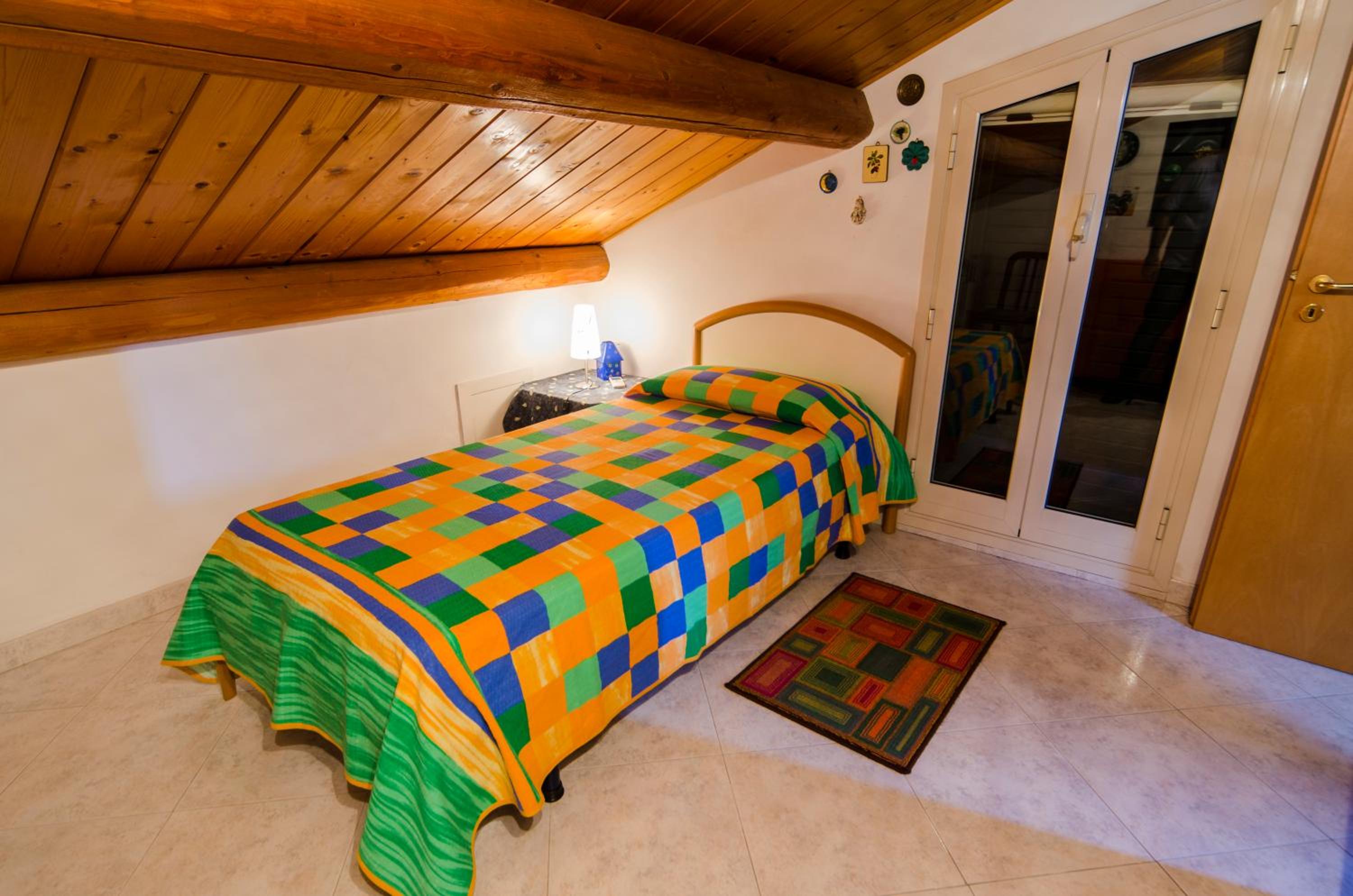 Three-Bedroom Apartment with Sea View photo 2