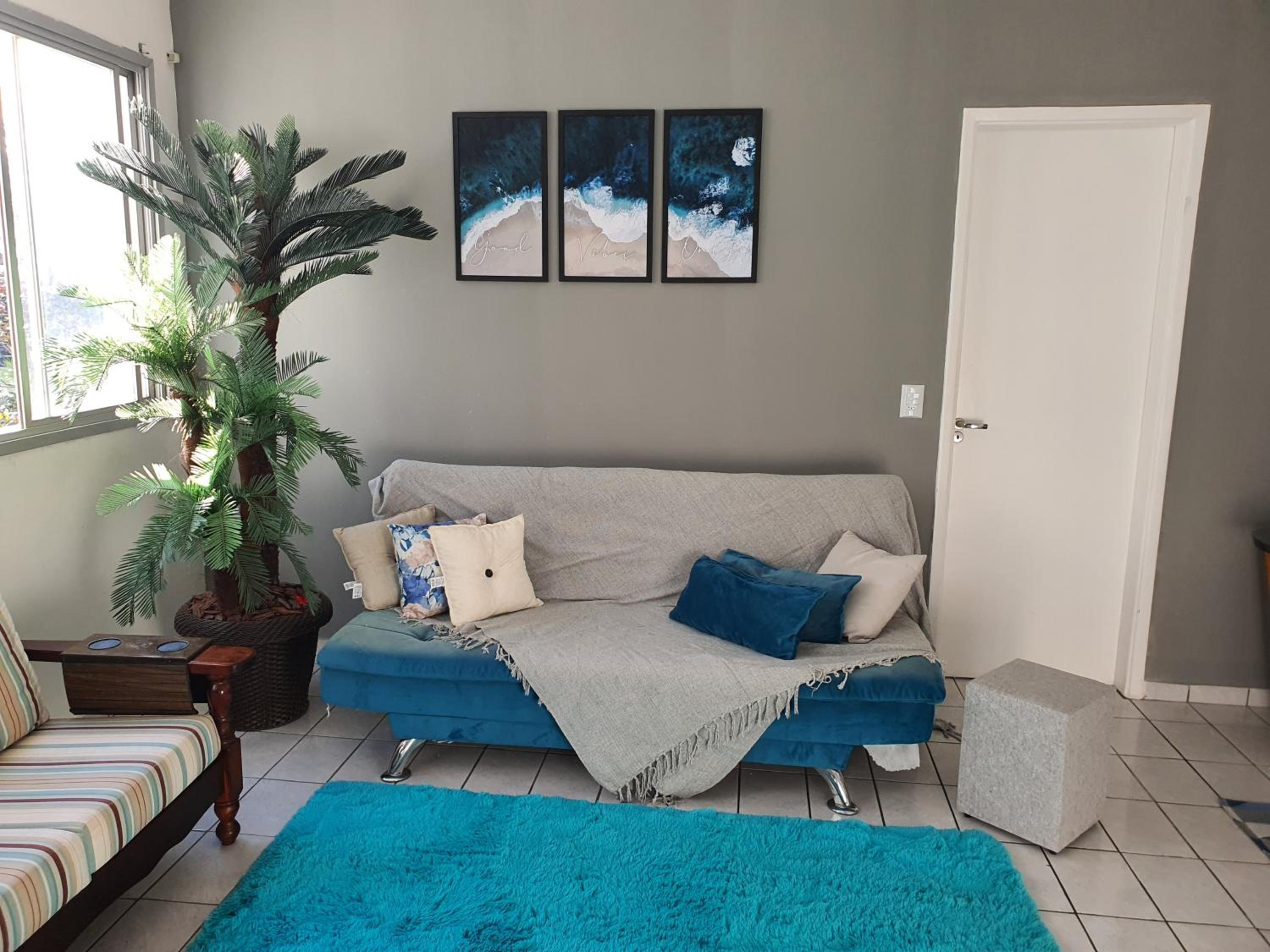 Two-Bedroom Apartment - Photo 10