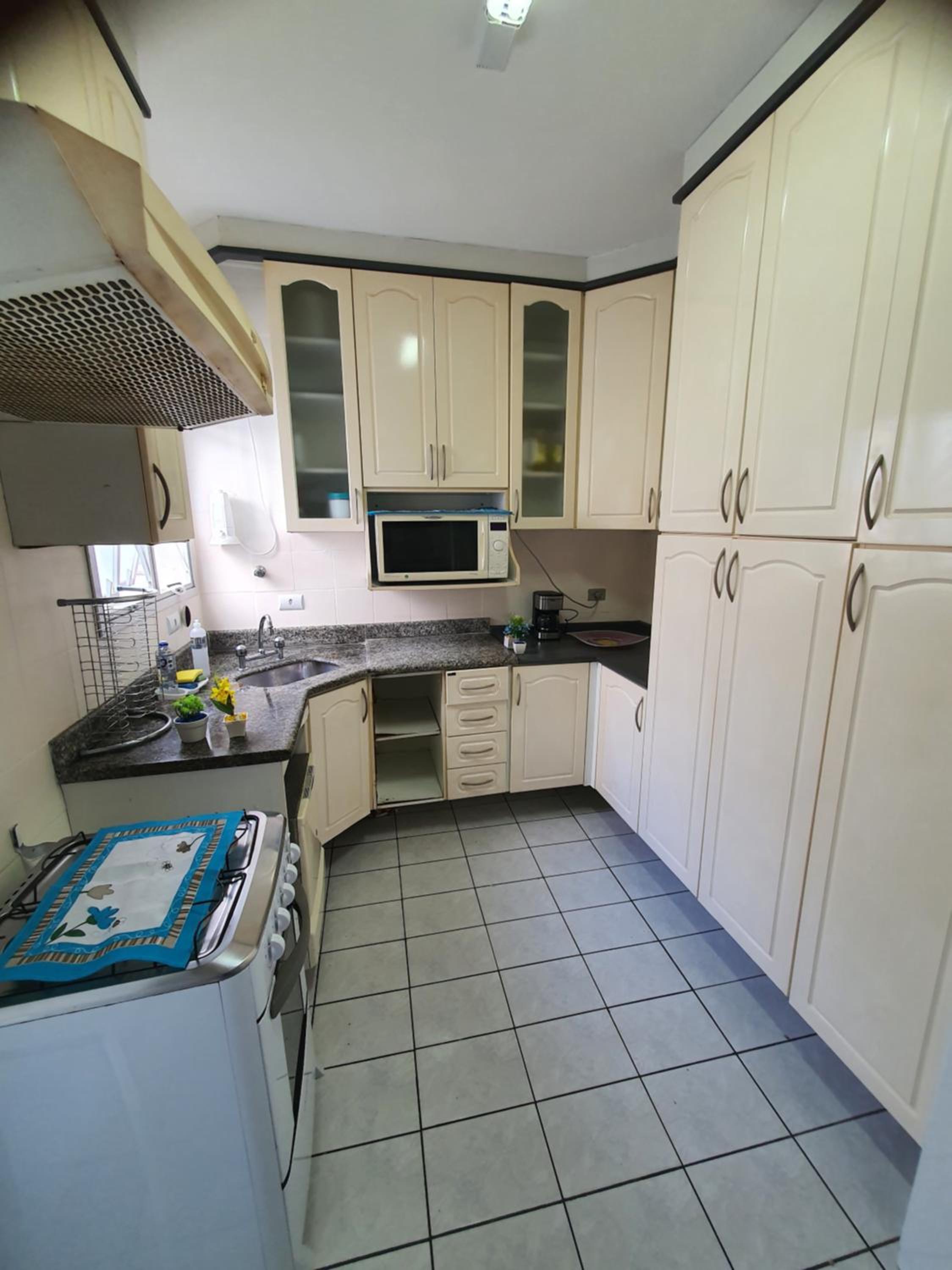 Two-Bedroom Apartment - Photo 14