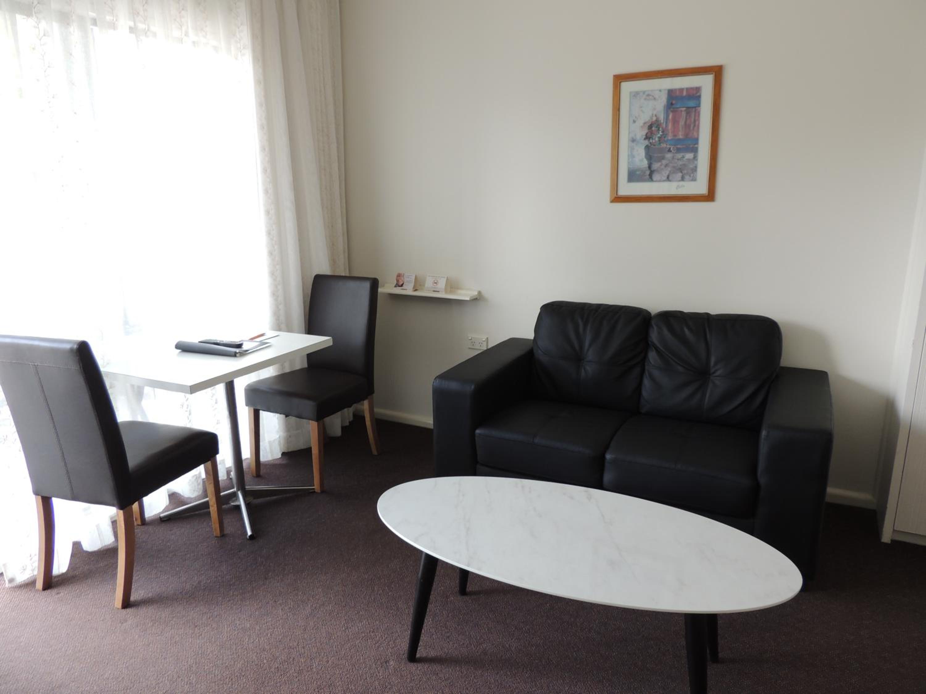 Queen Suite photo 3