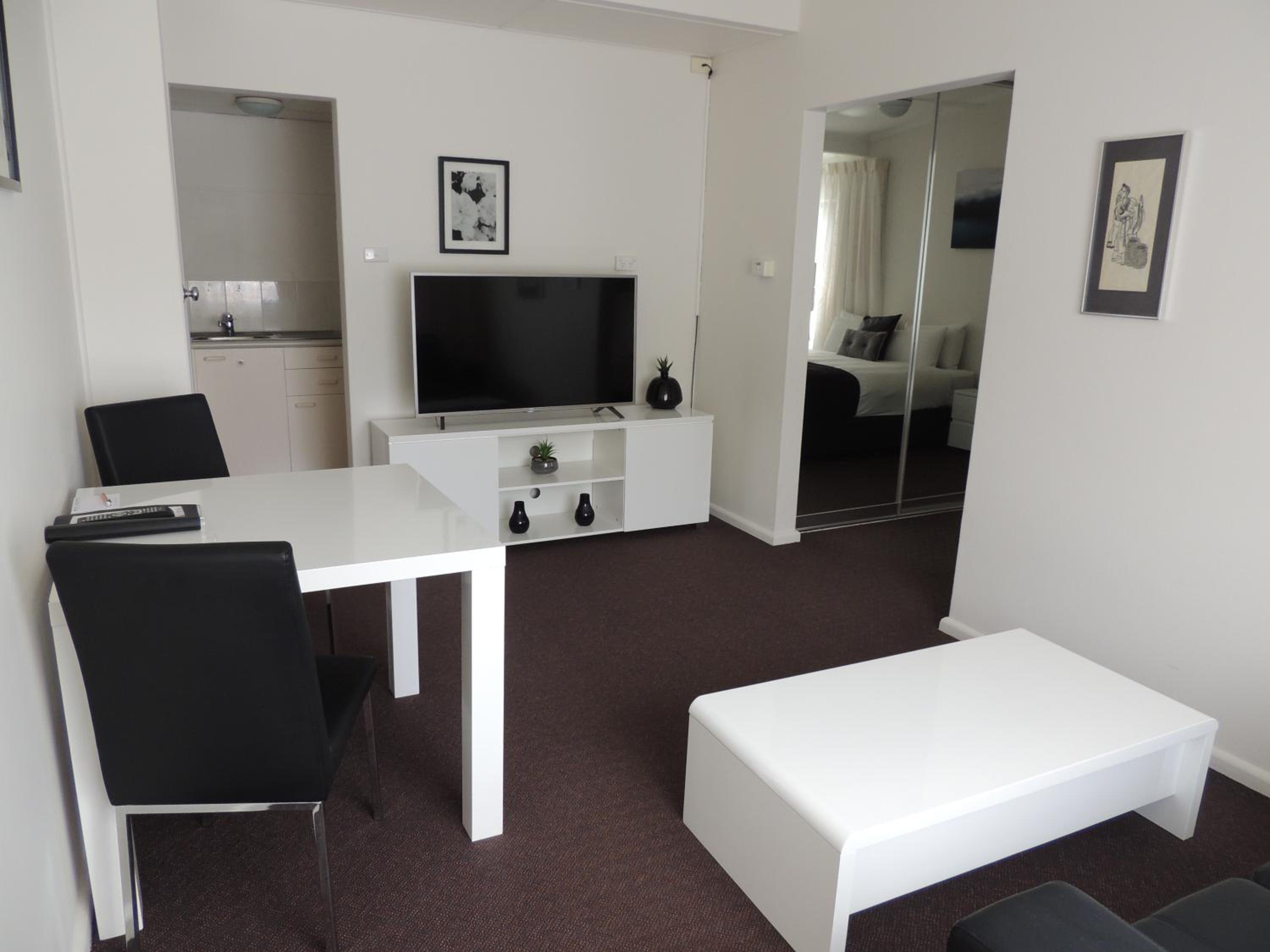 Executive King Suite photo 2
