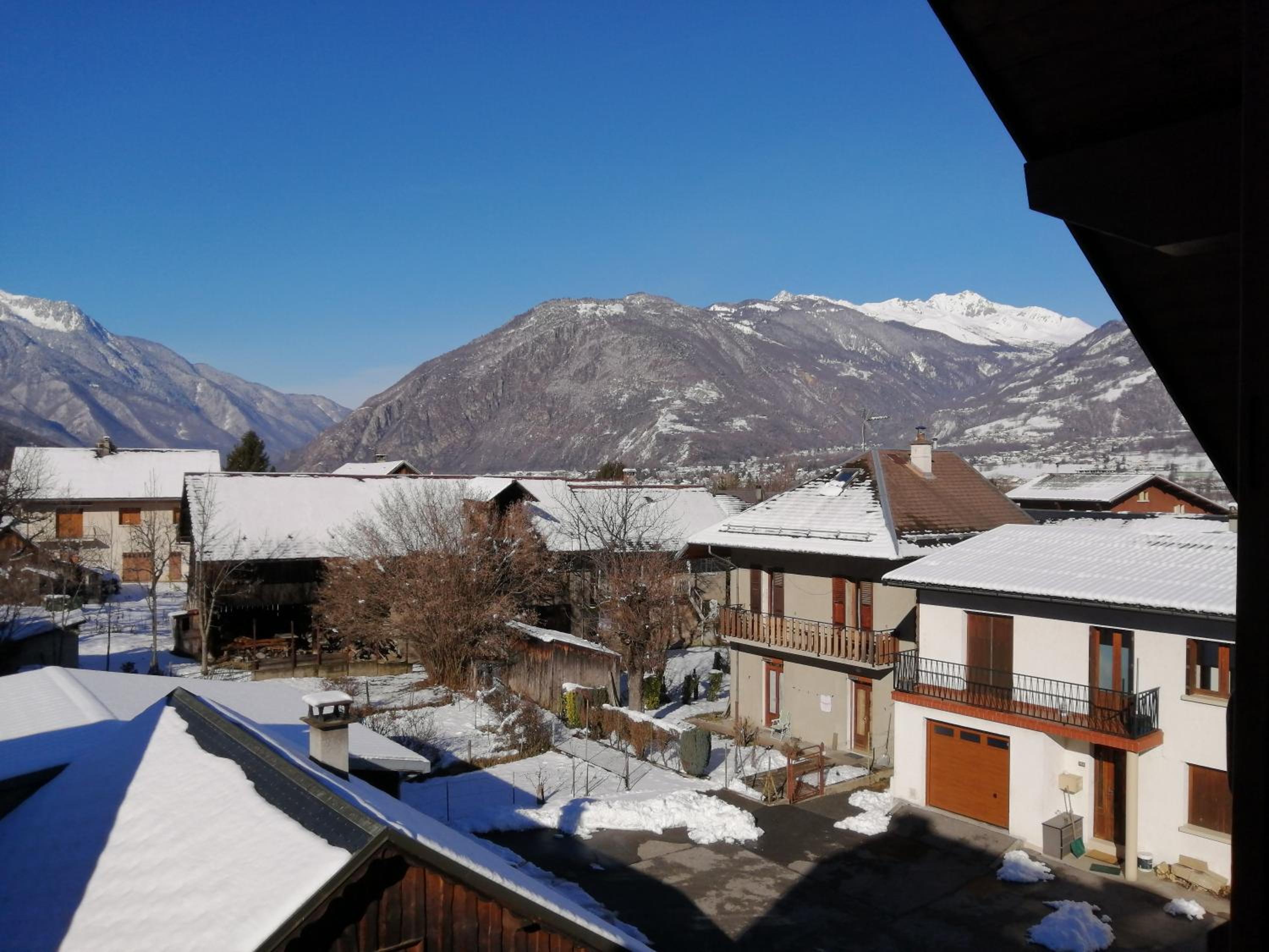 Double Room with Mountain View - Photo 4