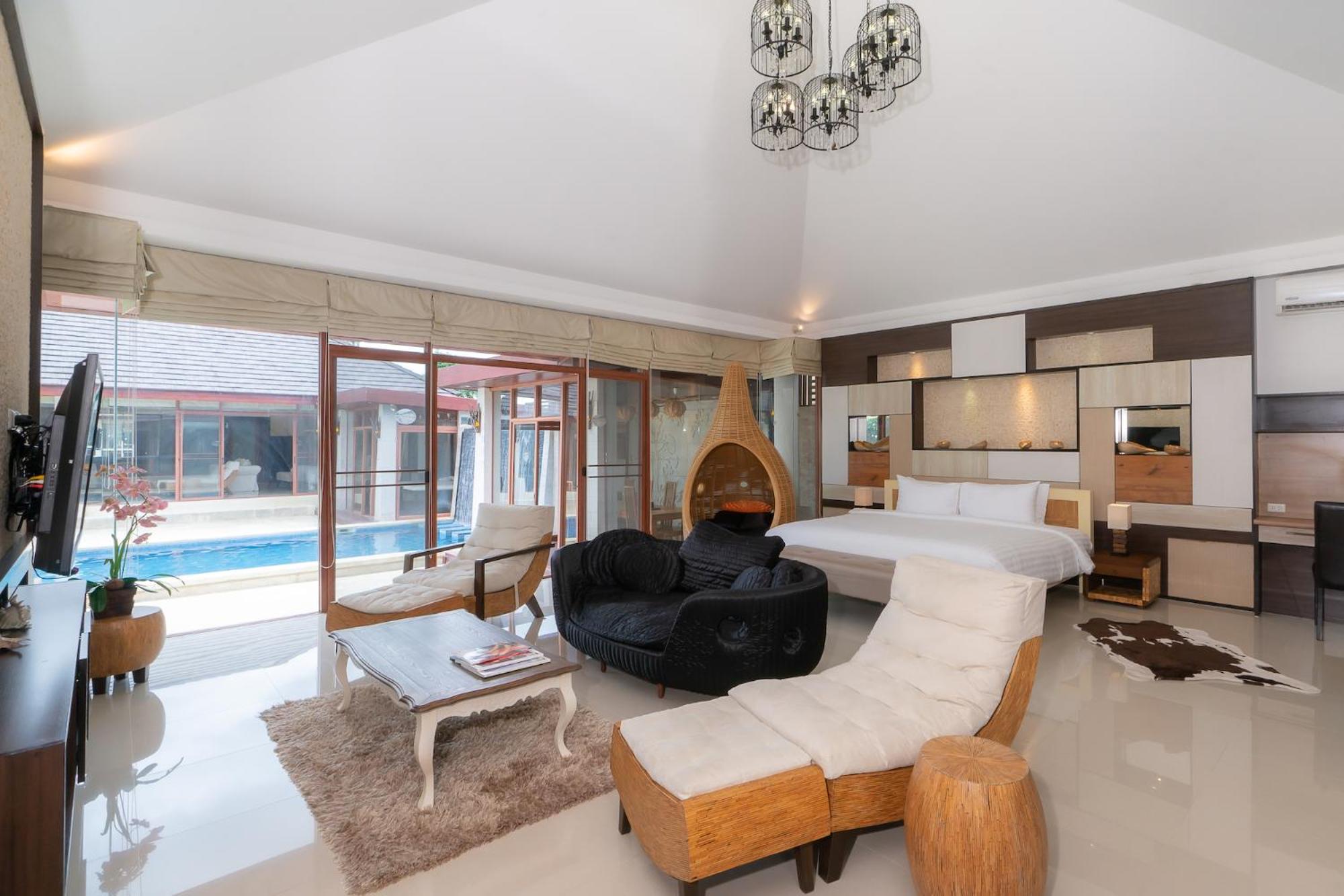 Villa - Photo 3