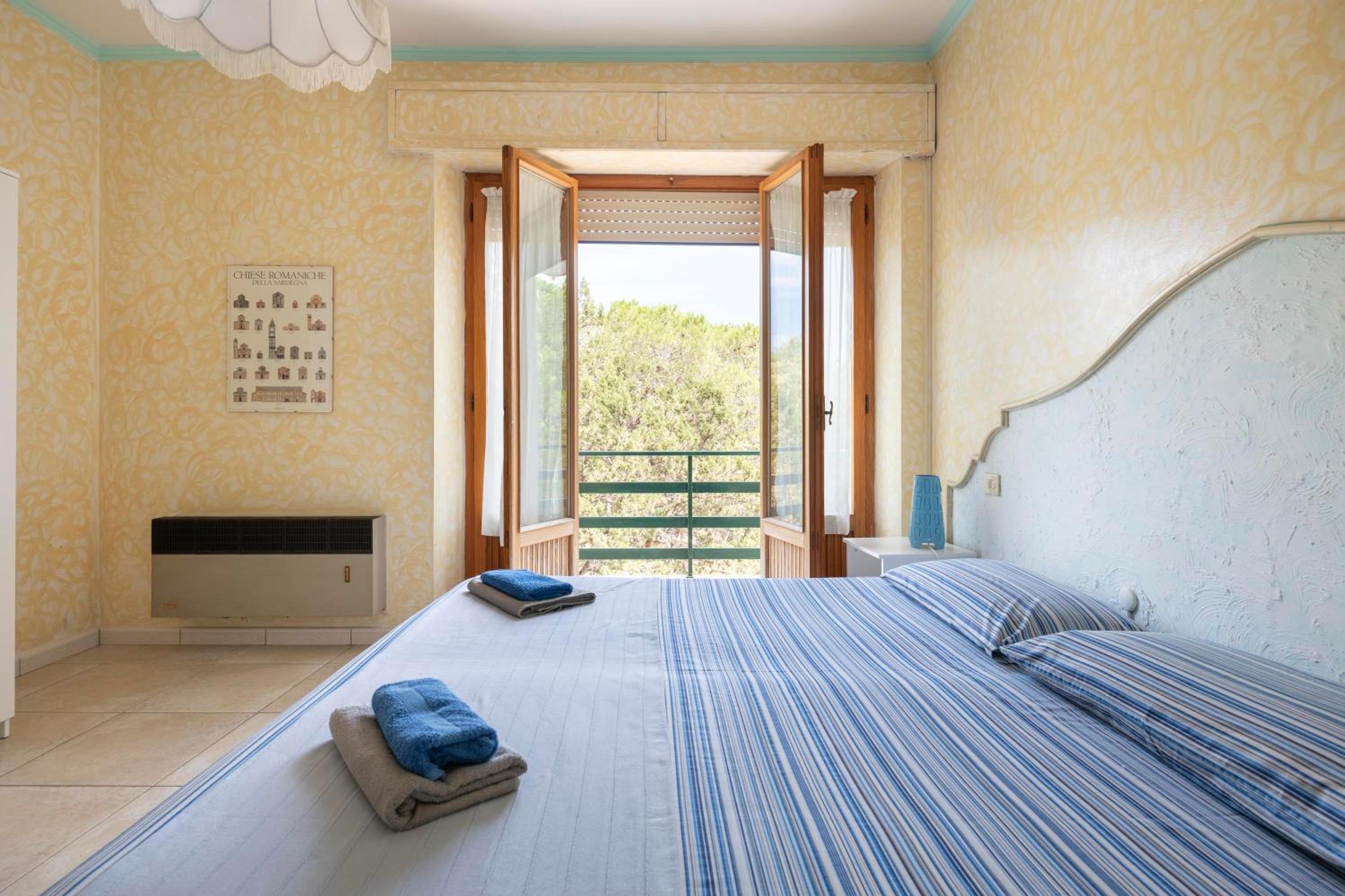 Three-Bedroom Premium Apartment with Balcony photo 3