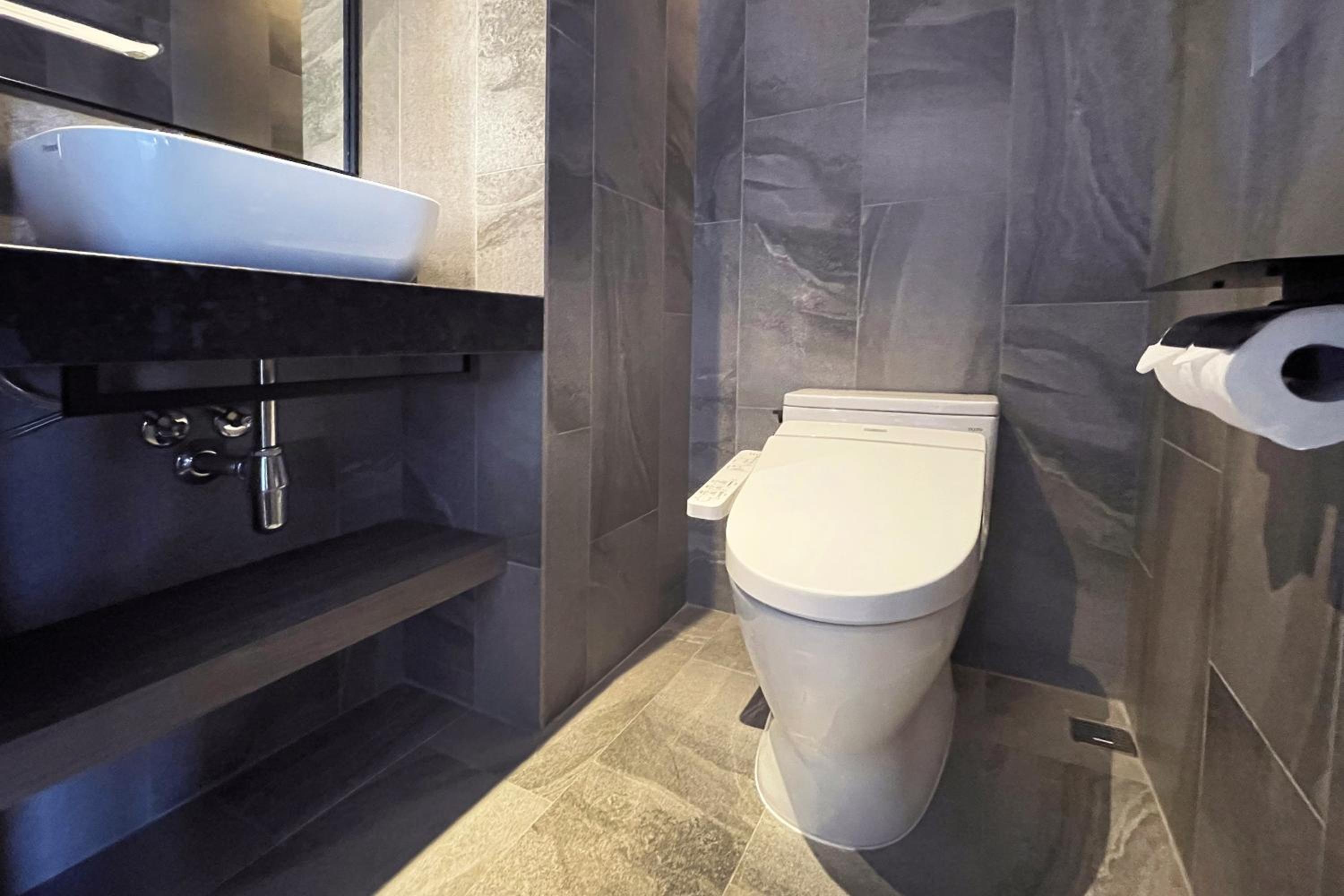 Building Tranquil - Deluxe Junior Suite - Photo 4