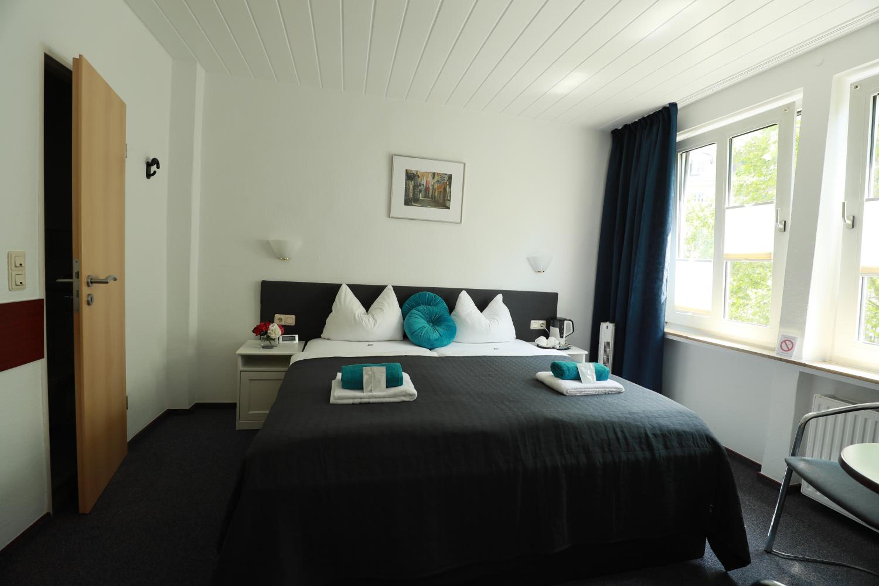 Double Room - Photo 1