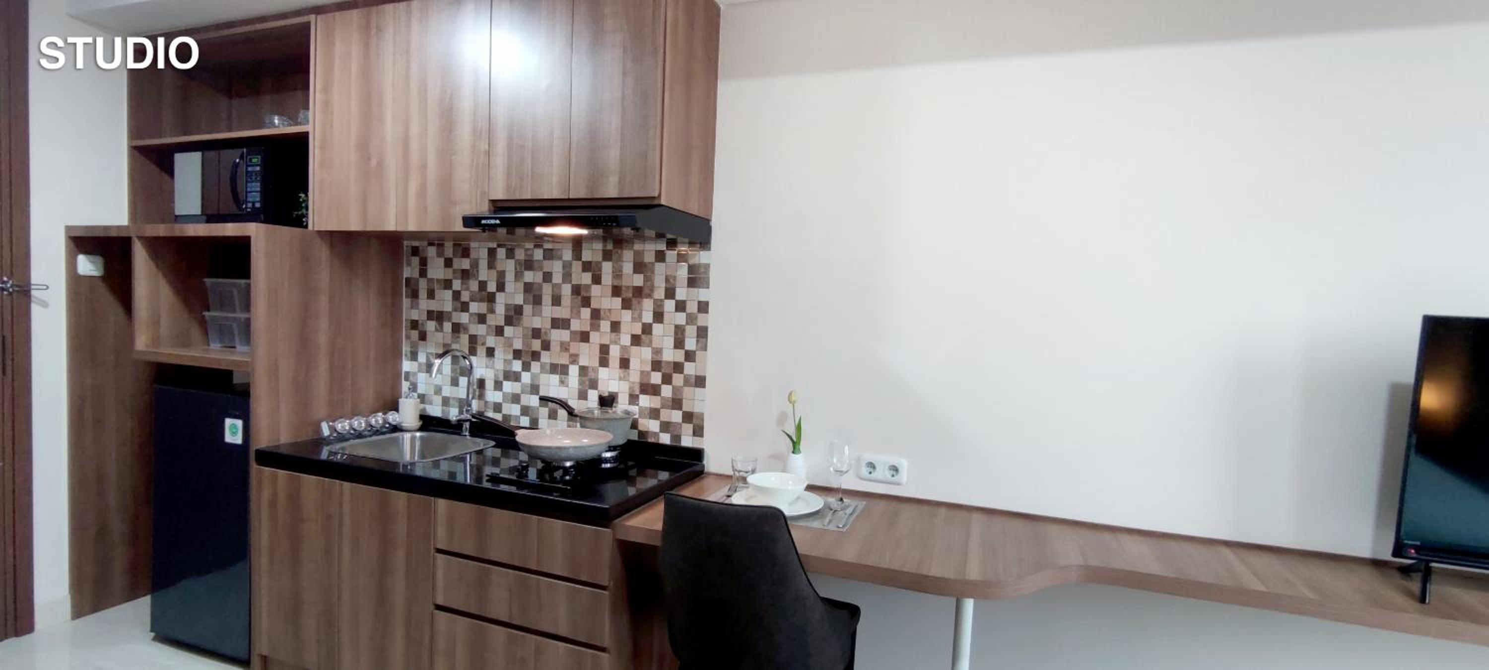 One-Bedroom Apartment - Photo 5