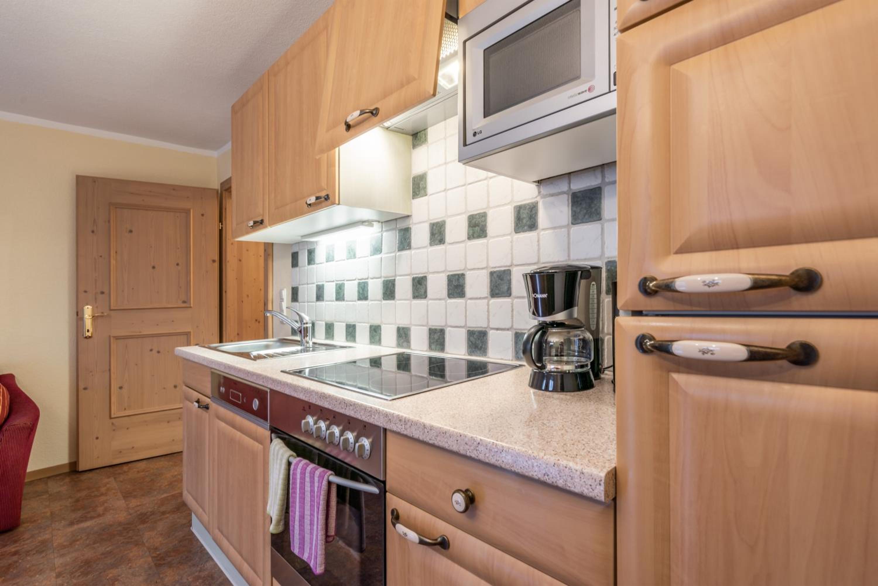 One-Bedroom Apartment with Balcony photo 2