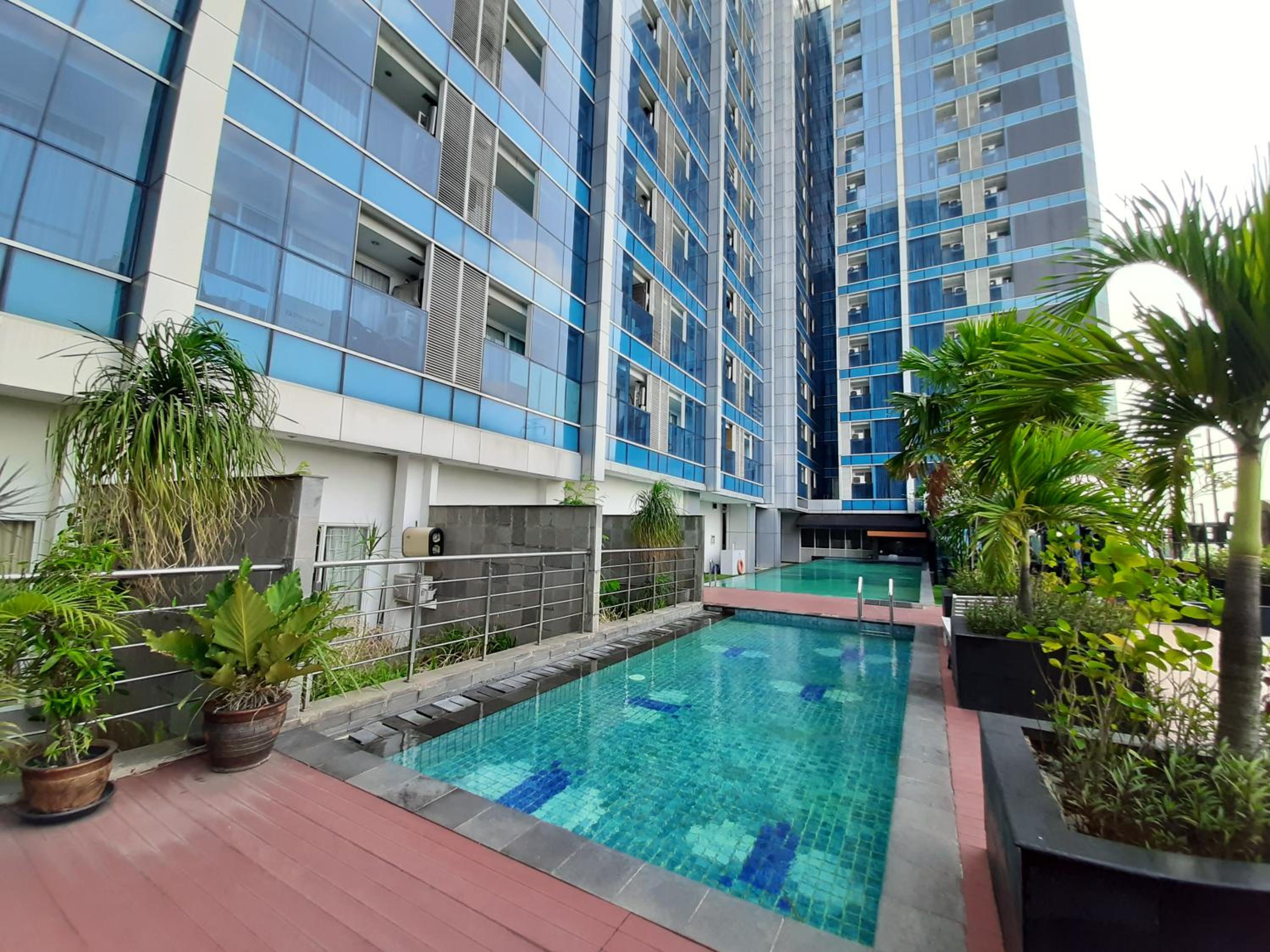 Studio Apartment - Photo 16