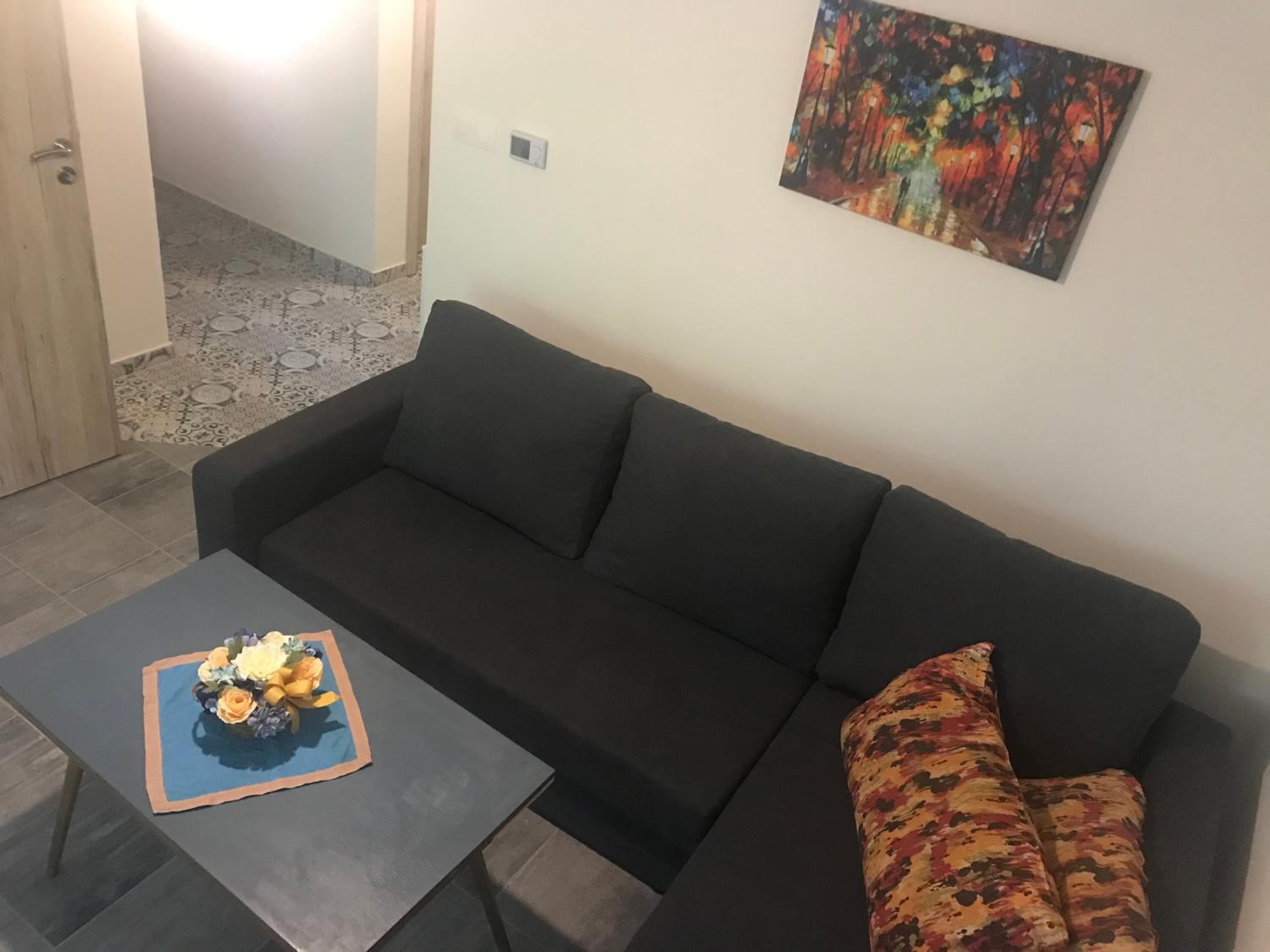 Two-Bedroom House photo 2