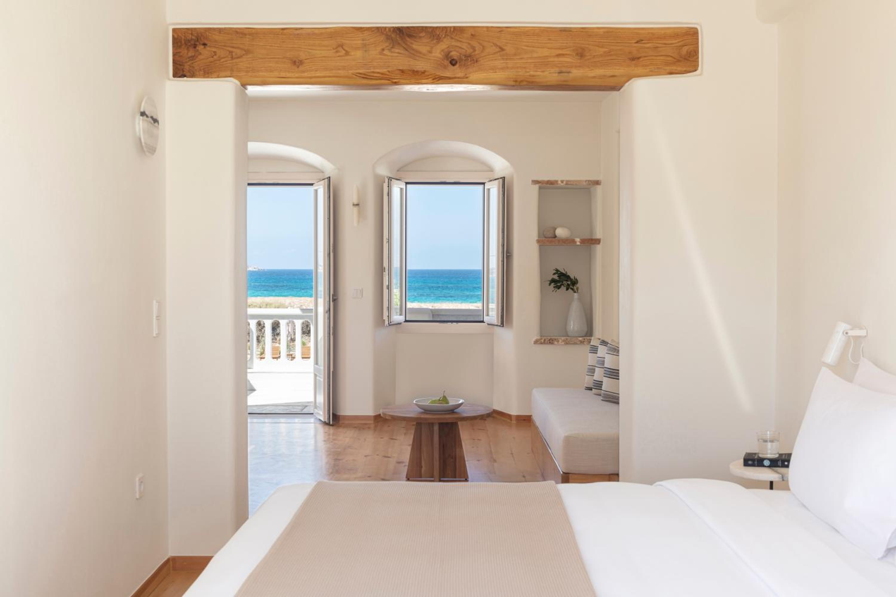Superior Sea View Suite - Photo 10