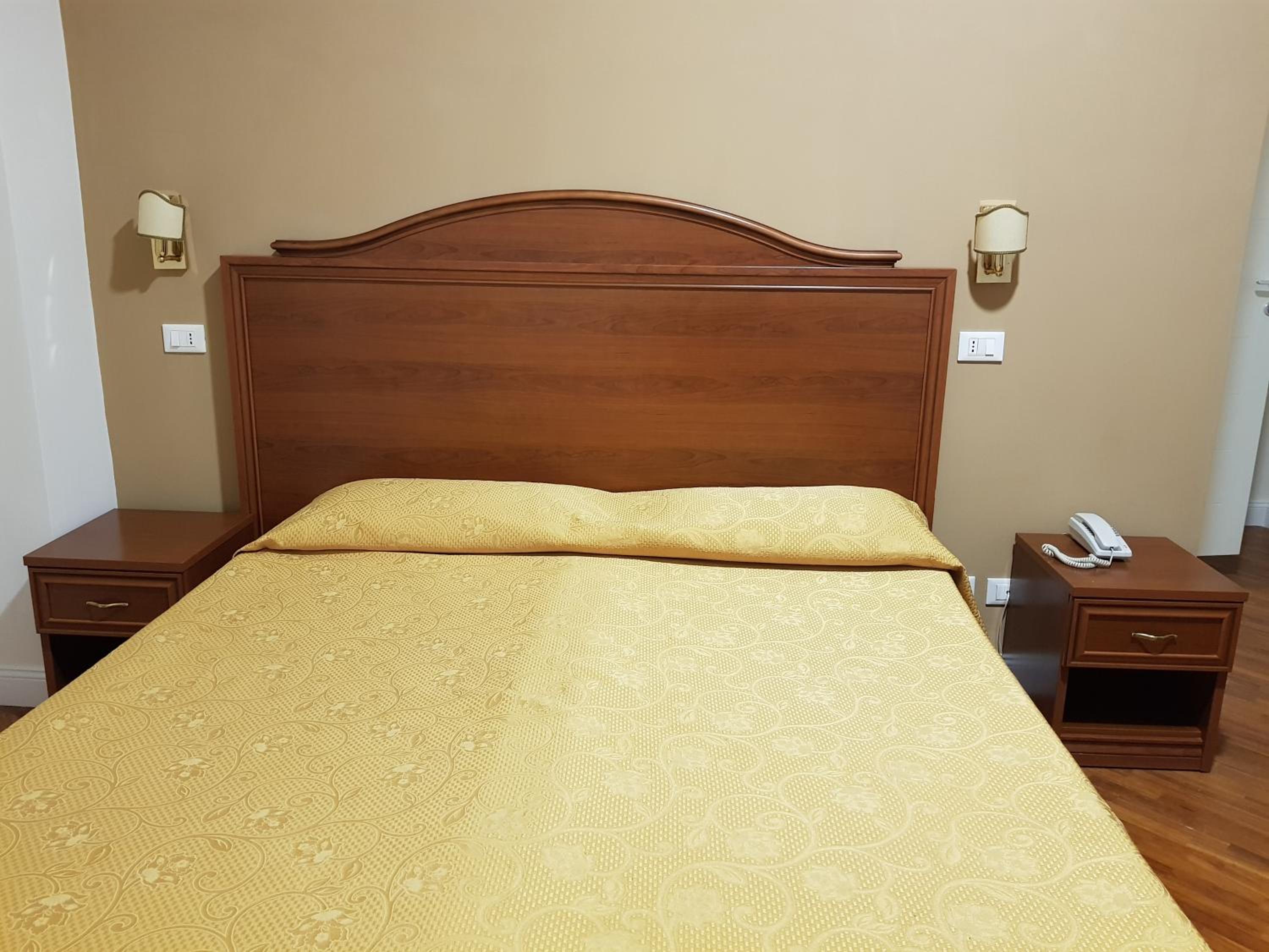 Double or Twin Room - Photo 1