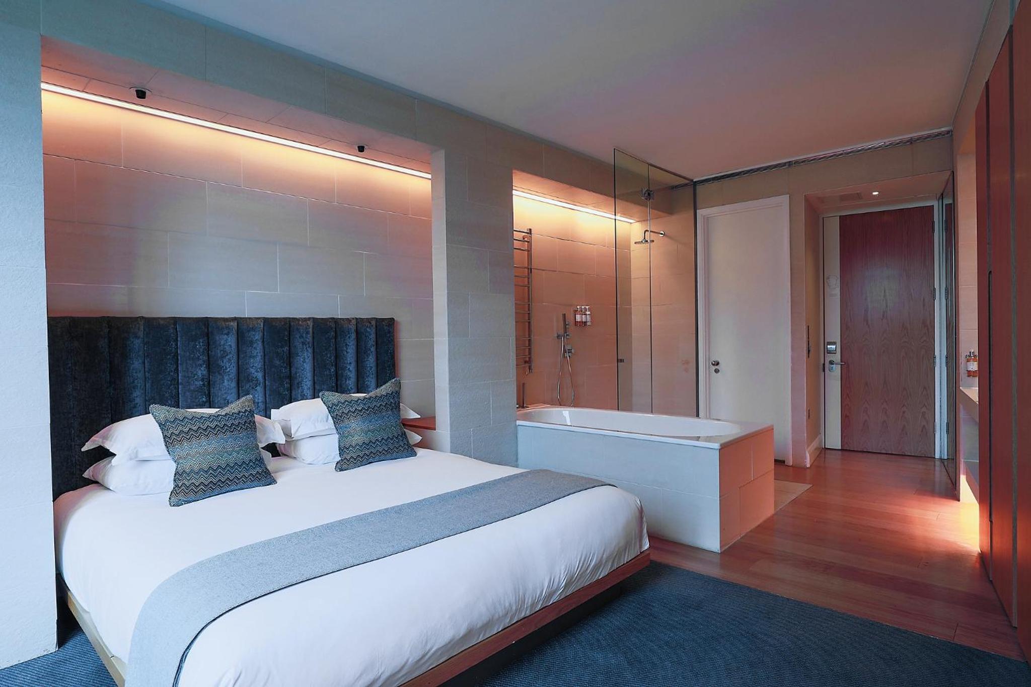 Club Deluxe Room