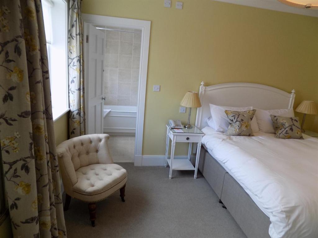 Double Room with Private Bathroom photo 1
