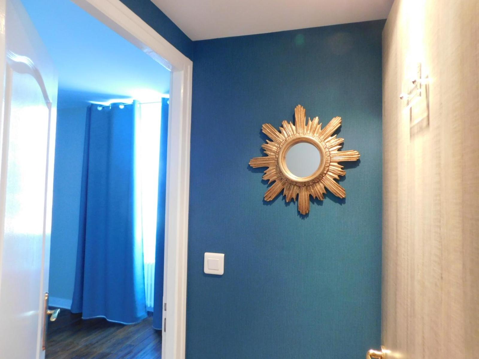 Standard Double Room - Photo 13