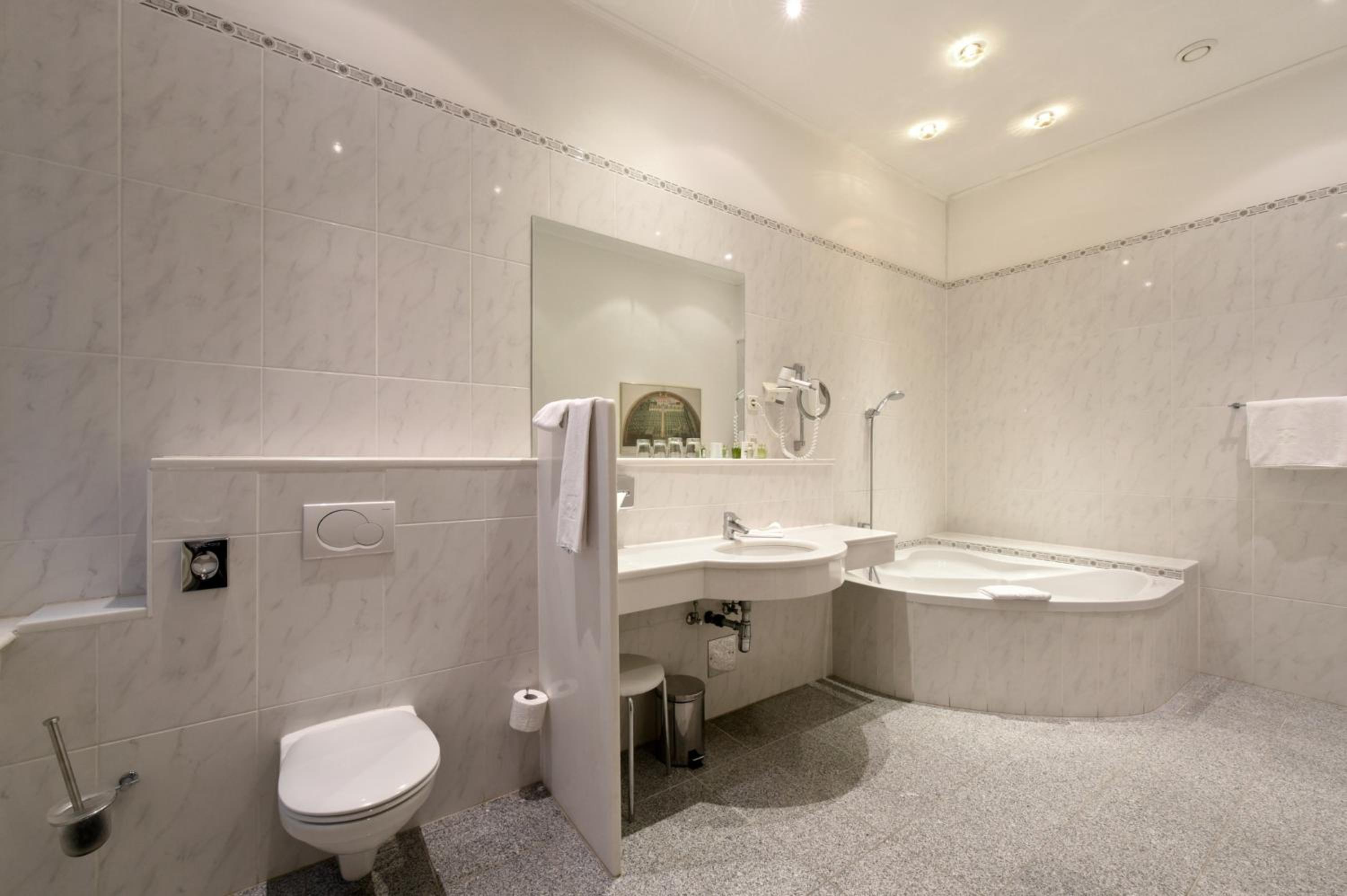 Comfort Double Room - Photo 10