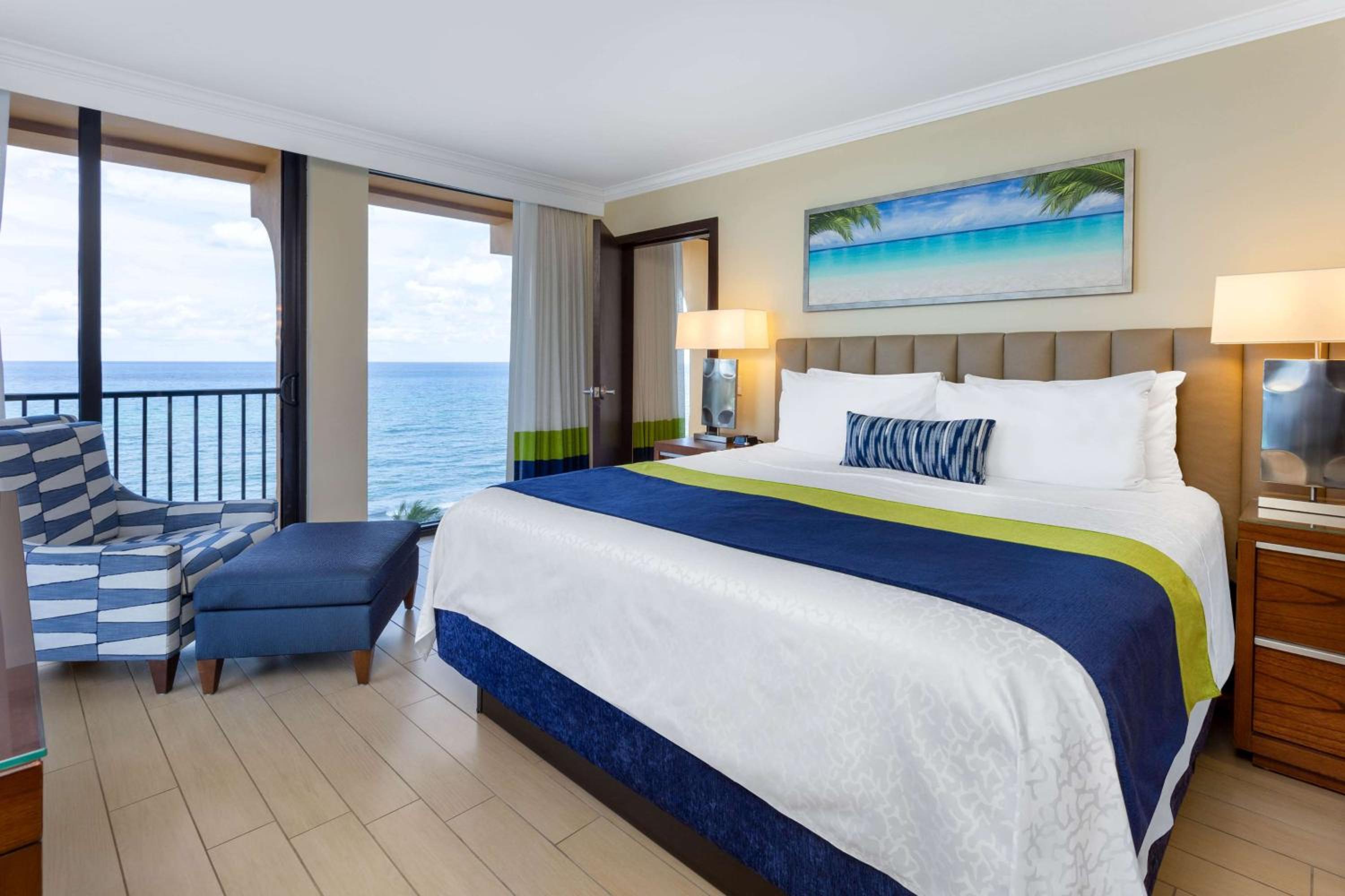 Habitación King con Vista parcial al mar - Acceso para discapacitados / No fumadores