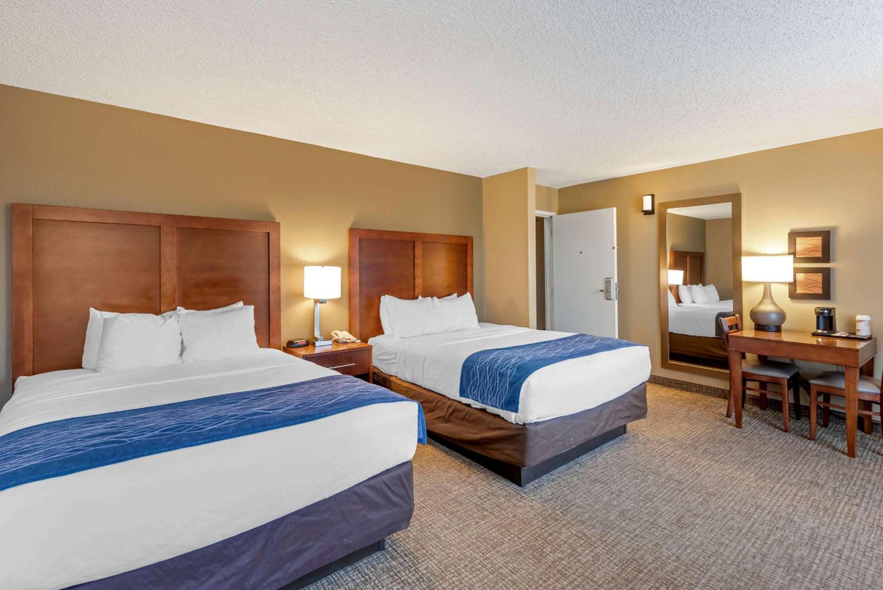 Standard Queen Room with Two Queen Beds - Photo 1