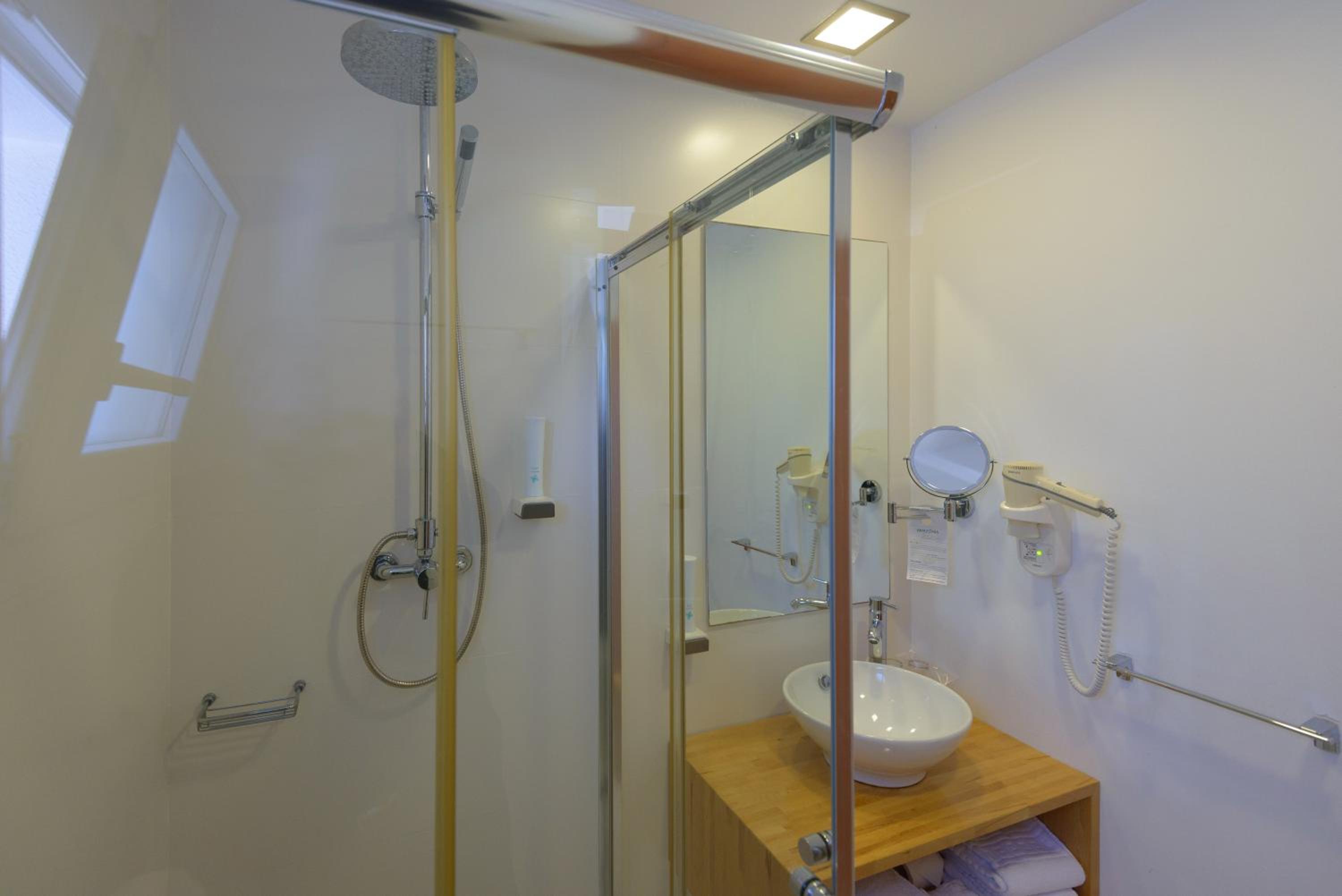Double Room Standard - Sea View - Photo 4