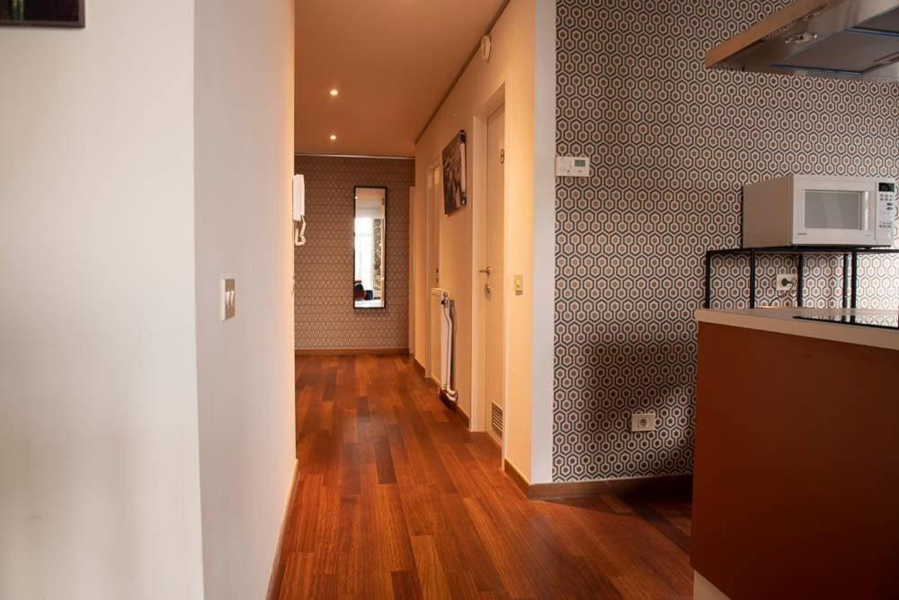 Two-Bedroom Apartment - Photo 21