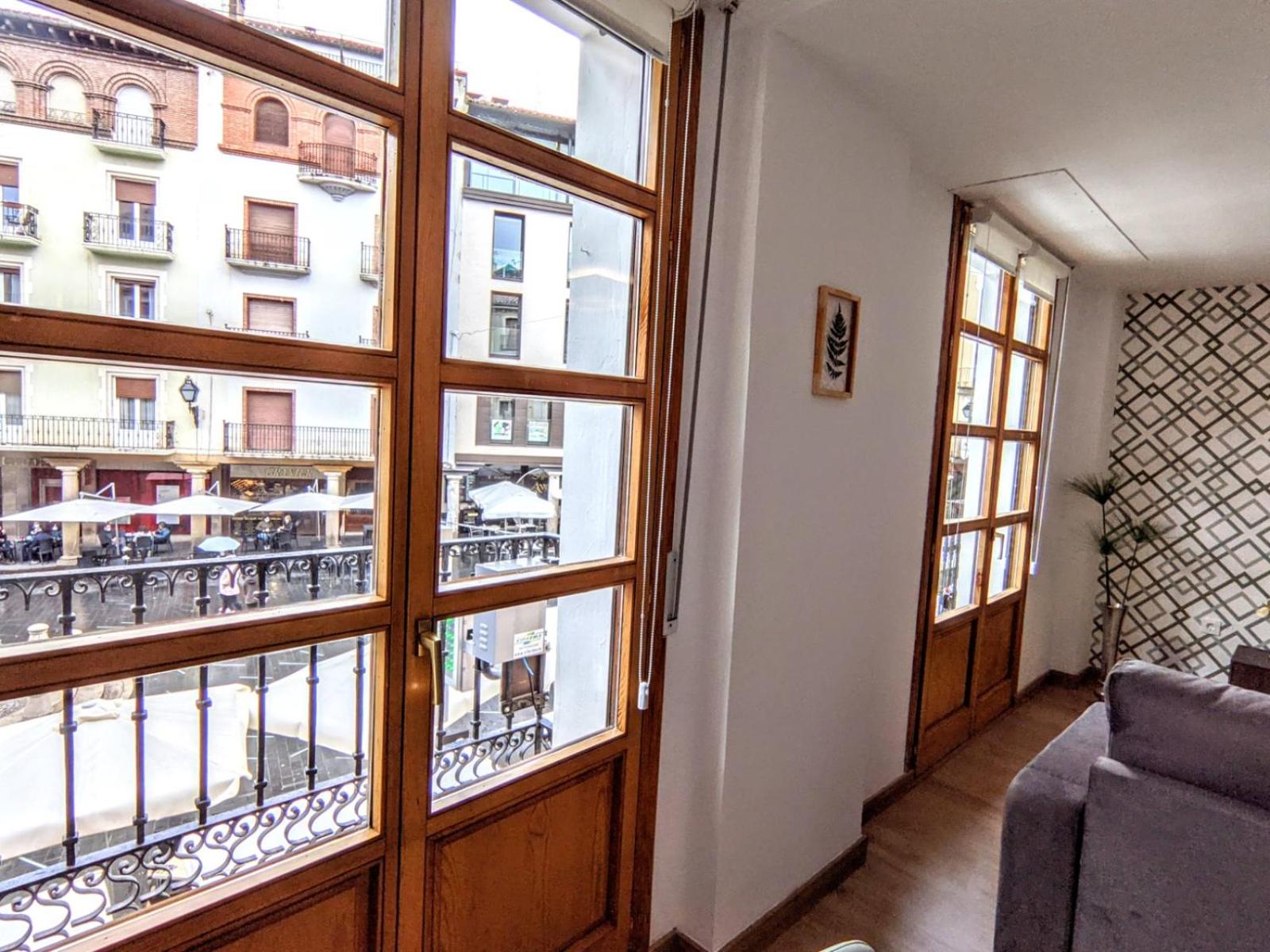 Two-Bedroom Deluxe Apartment with Balcony - Photo 8