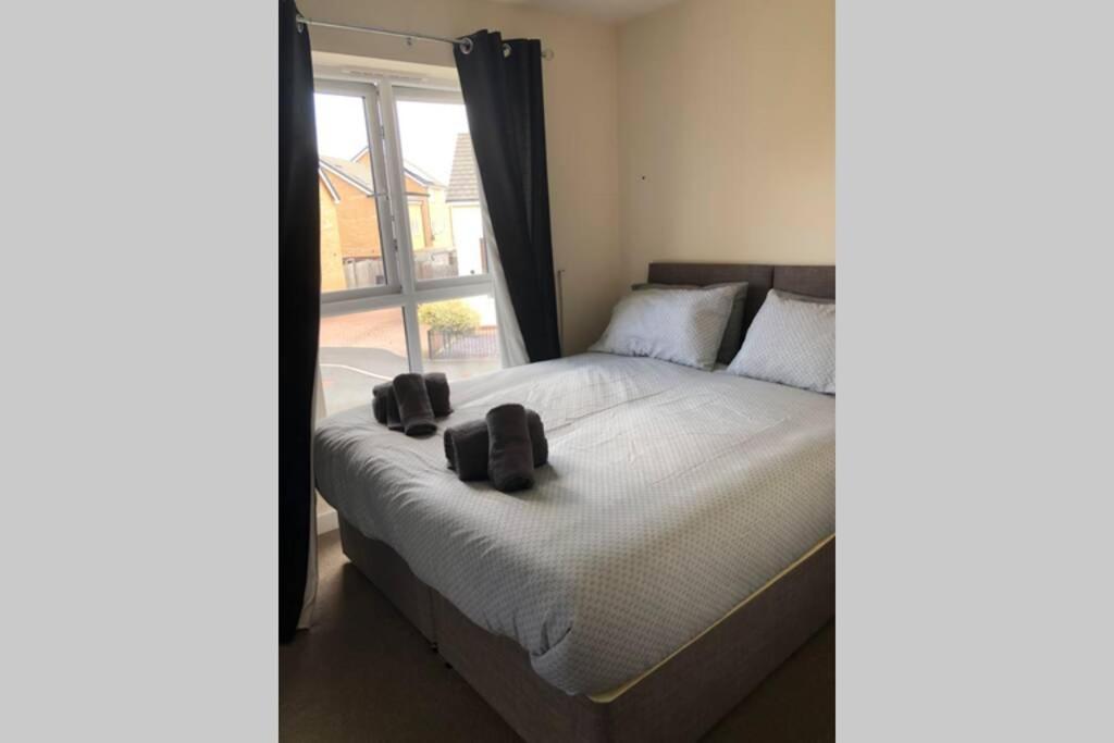 Three-Bedroom House photo 1