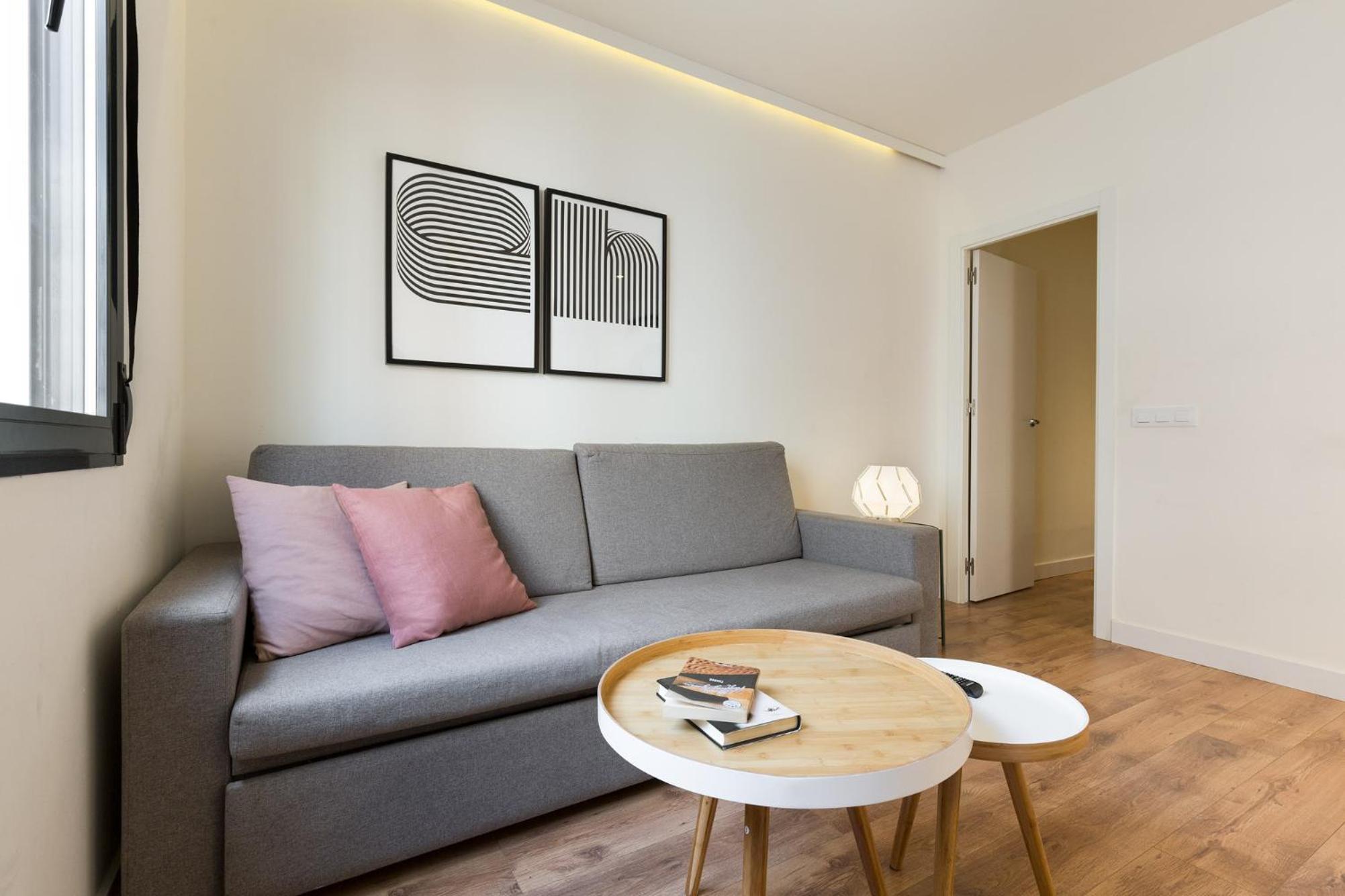 Apartment photo 2