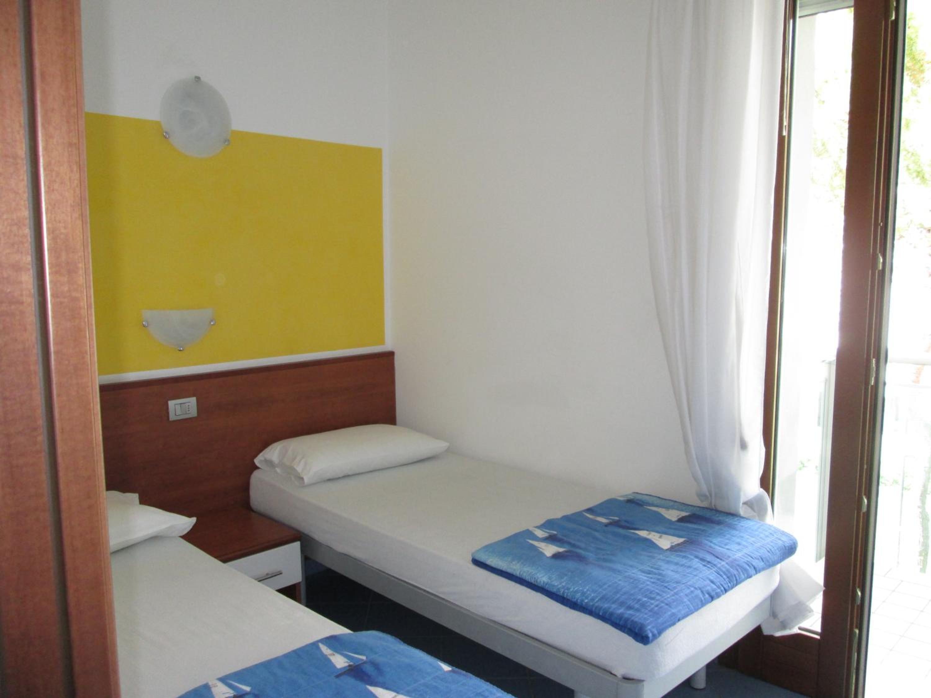 Standard Triple Studio with Balcony photo 2