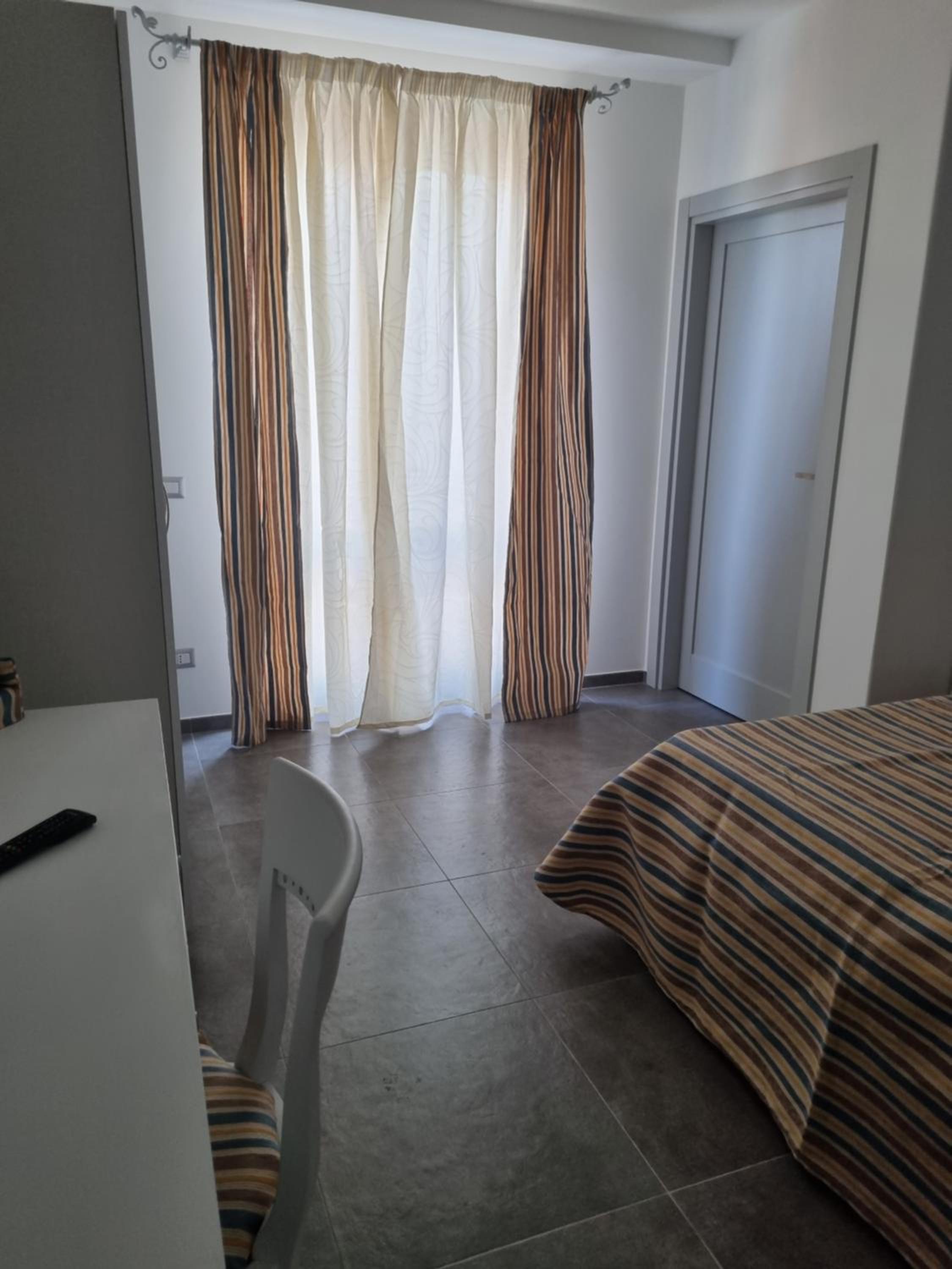 Triple Room with Balcony - Photo 4