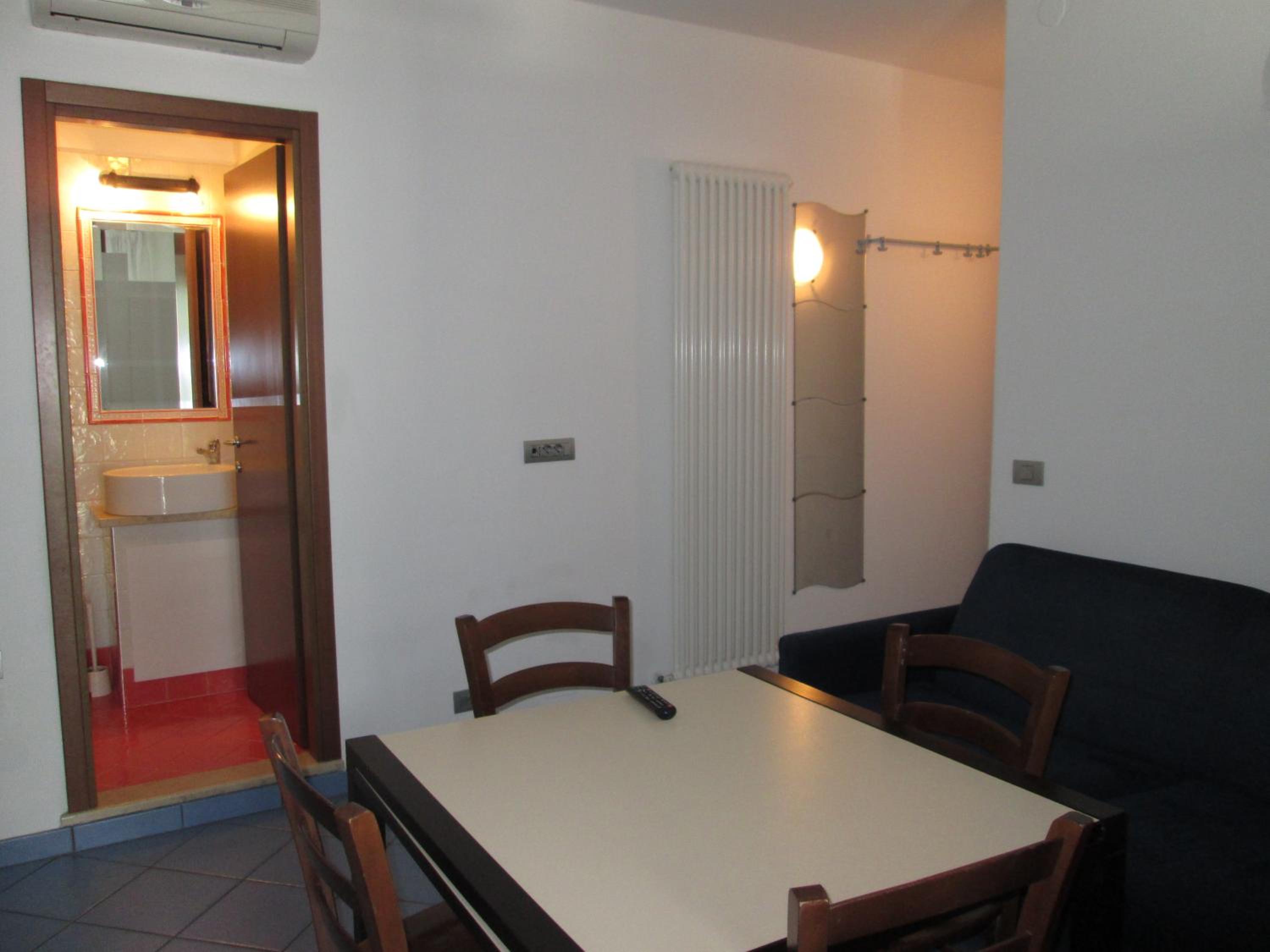 Standard Triple Studio with Balcony photo 1
