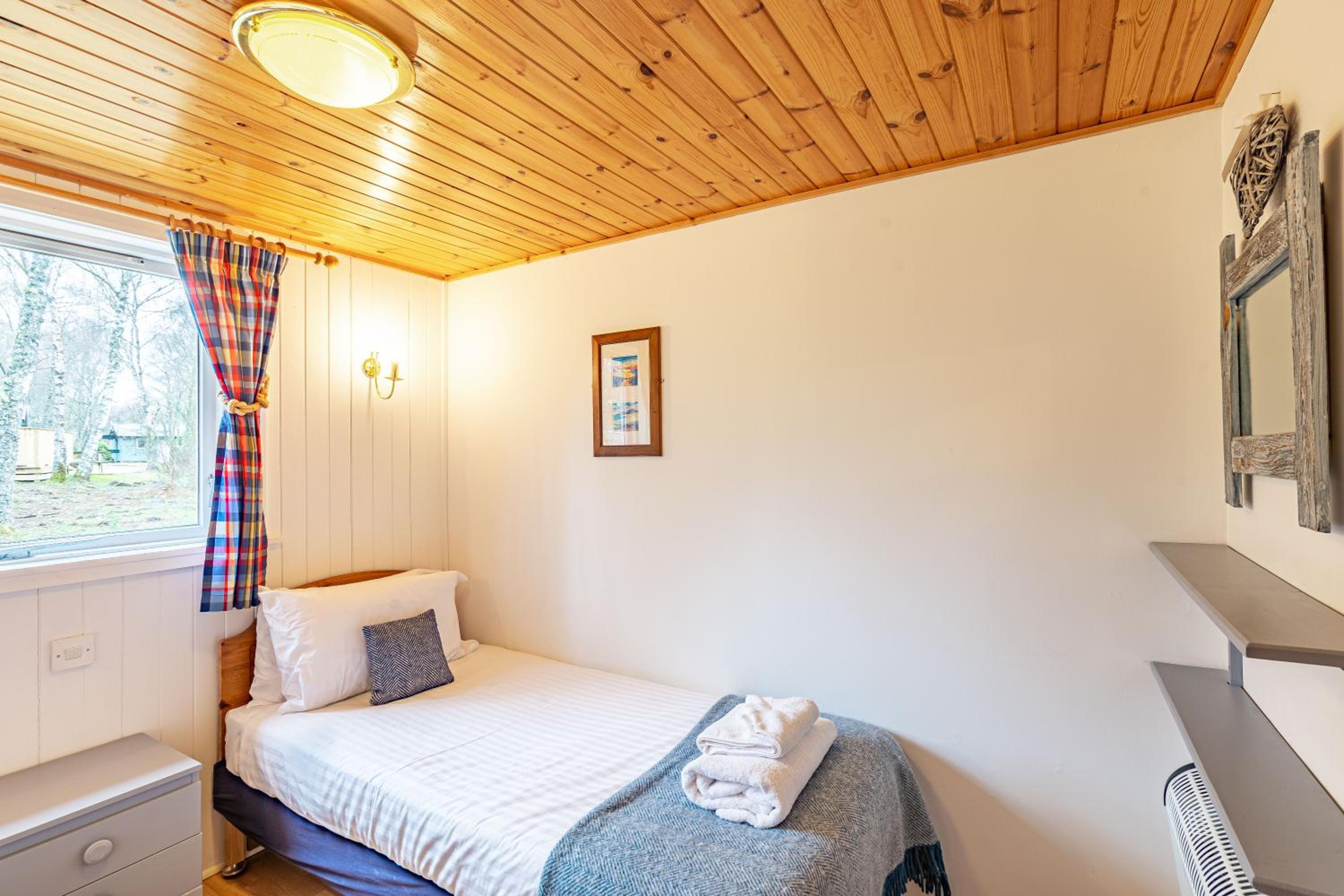 Three-Bedroom House photo 2