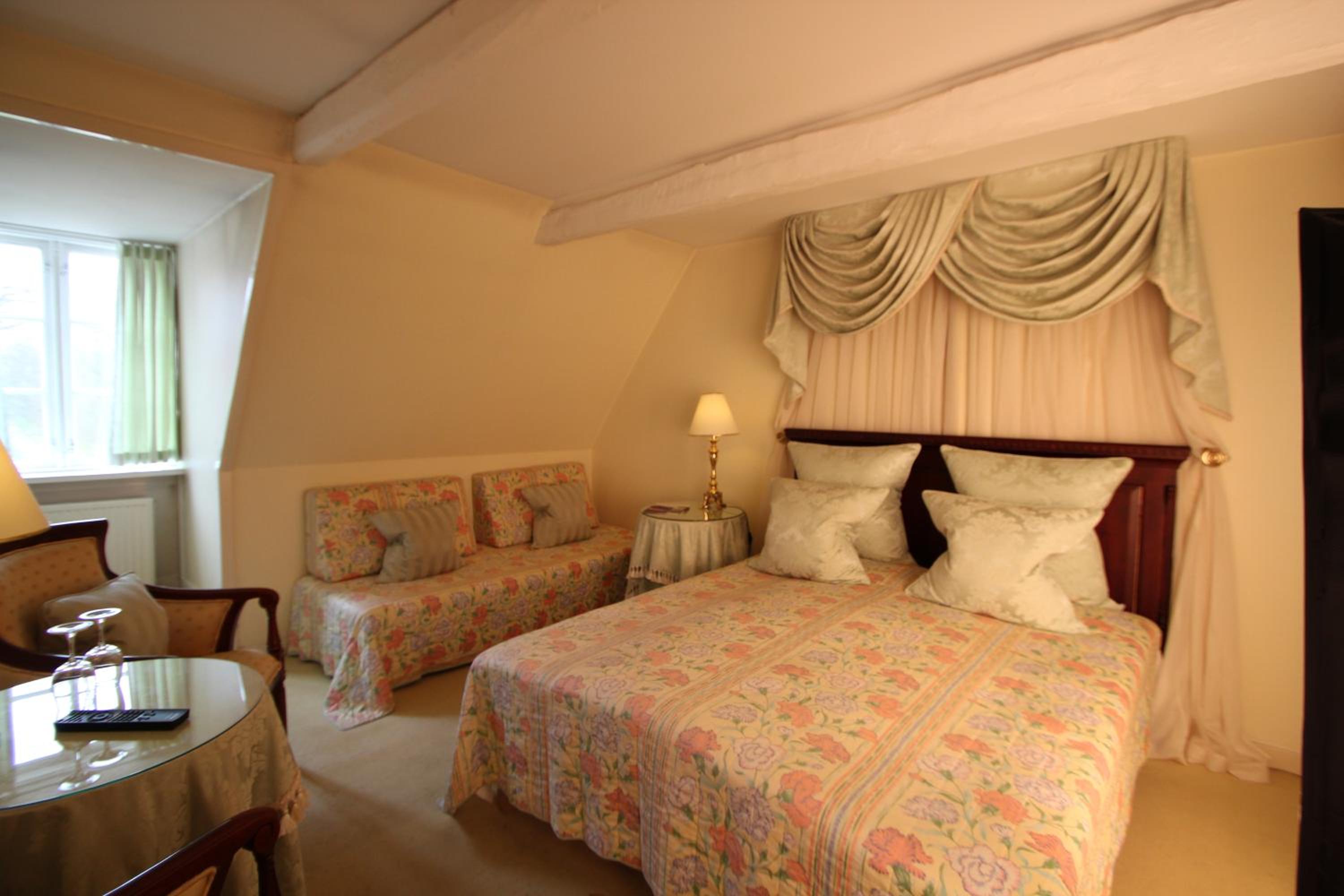Standard Single Room Non-Smoking
