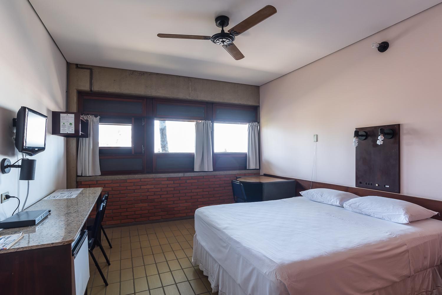 Standard Double Room - Photo 4