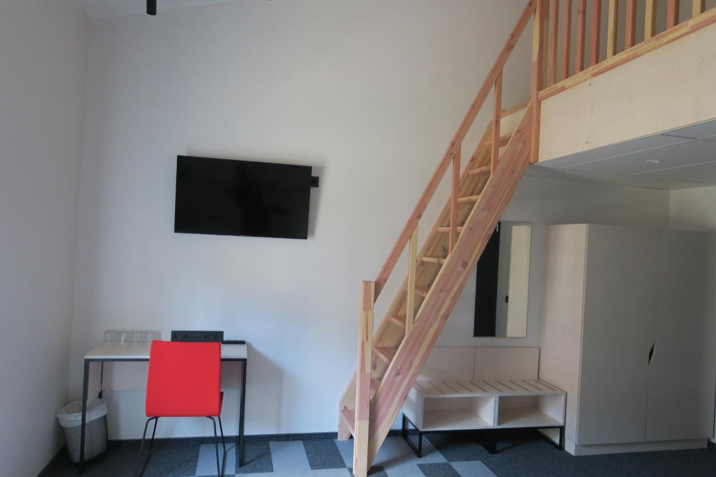 Family Room photo 2