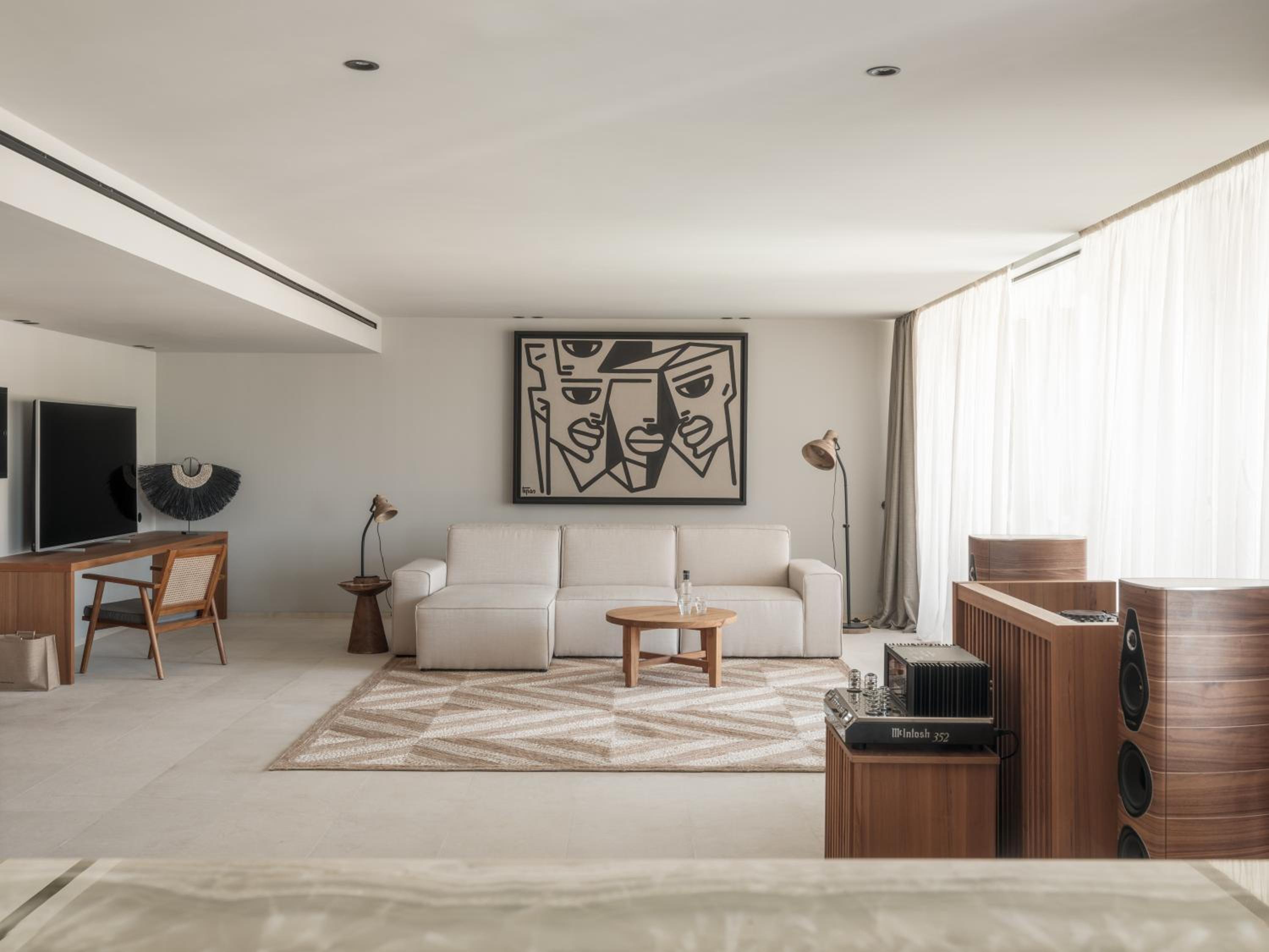 Signature Suite (Non Smoking)