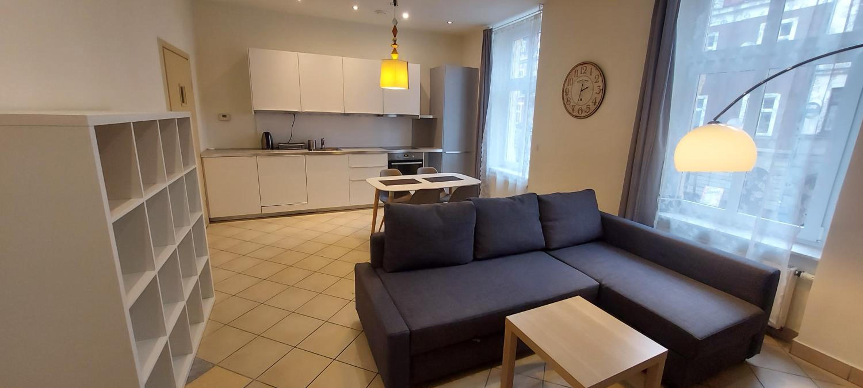 One-Bedroom Apartment photo 1