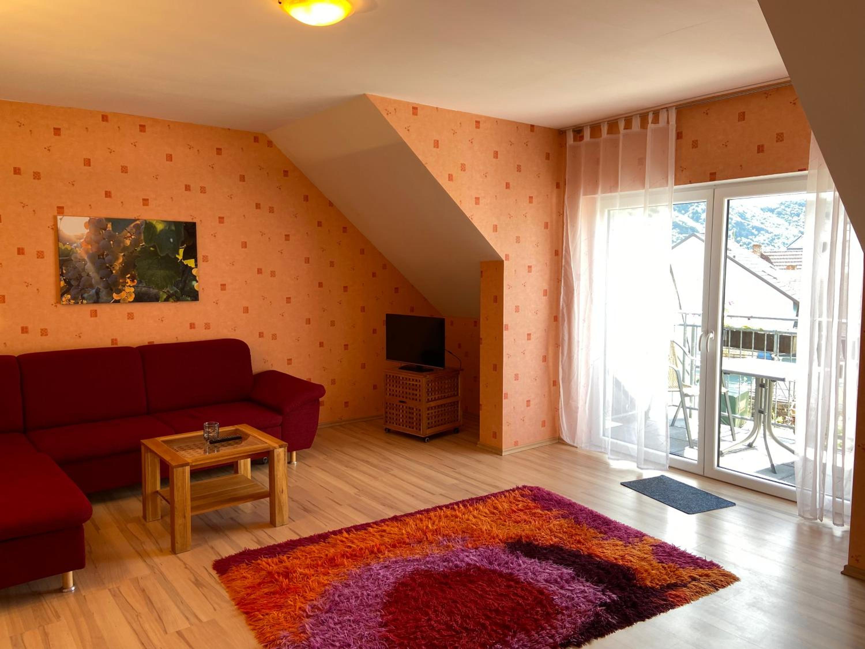 One-Bedroom Apartment with Balcony photo 1