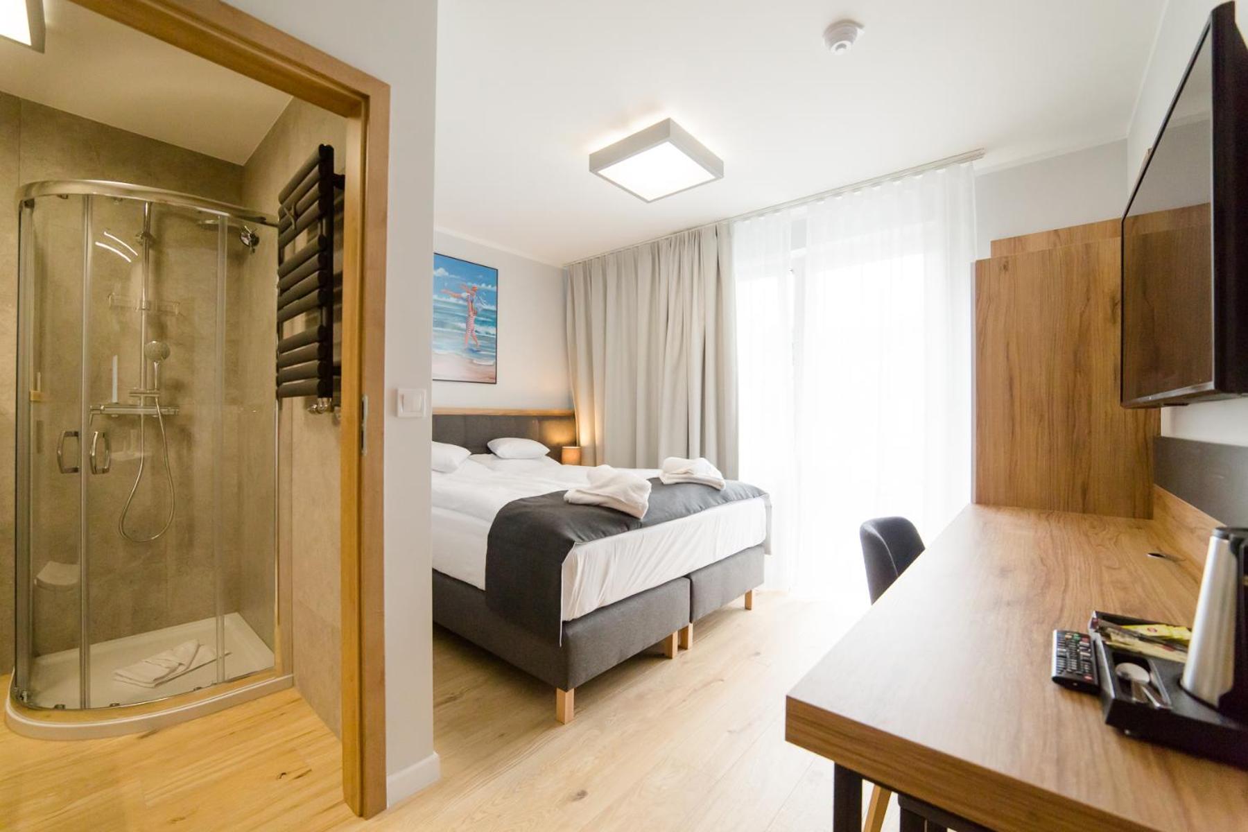 Double Room with Balcony photo 2