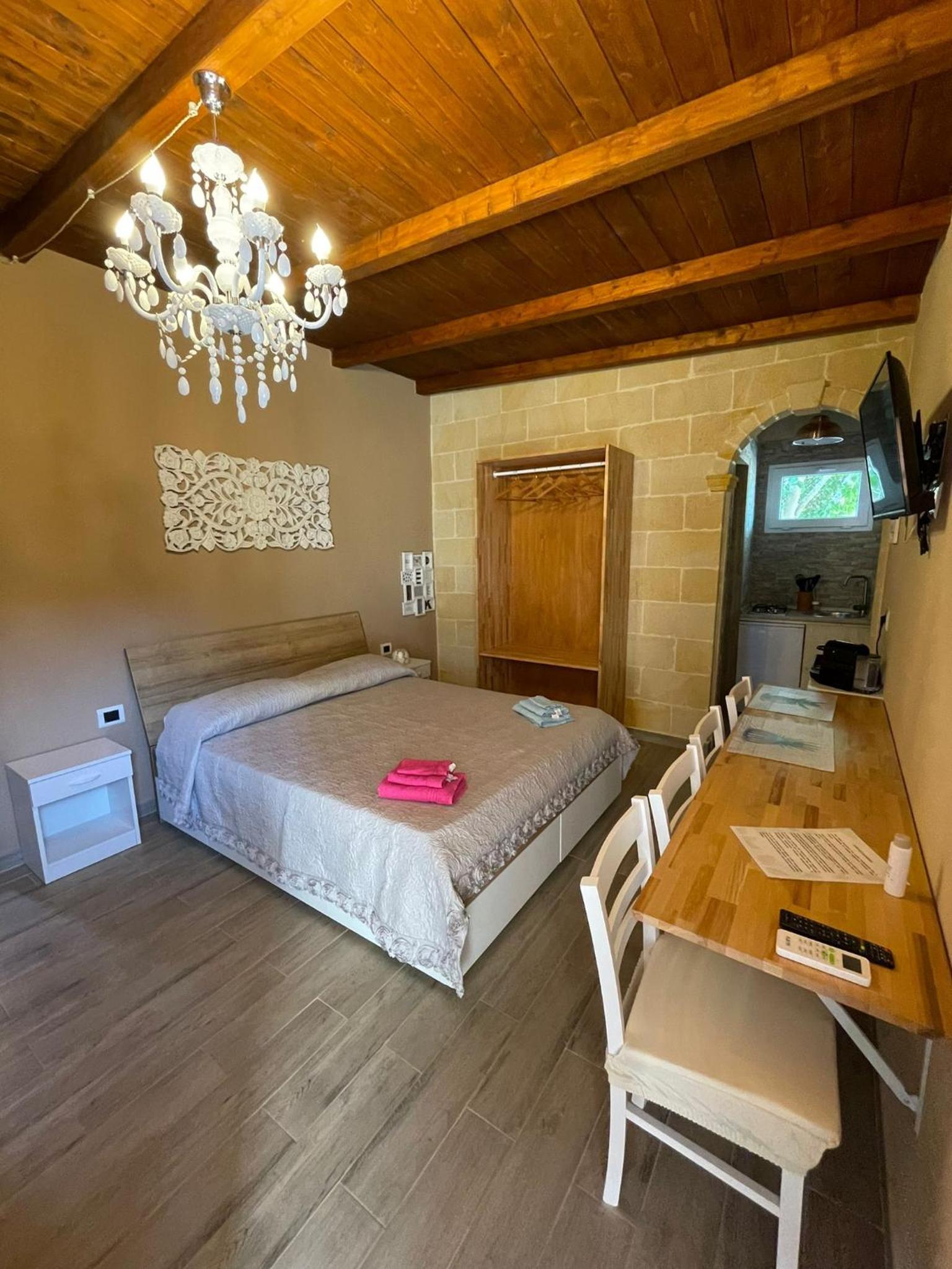 Classic Quadruple Room - Photo 3
