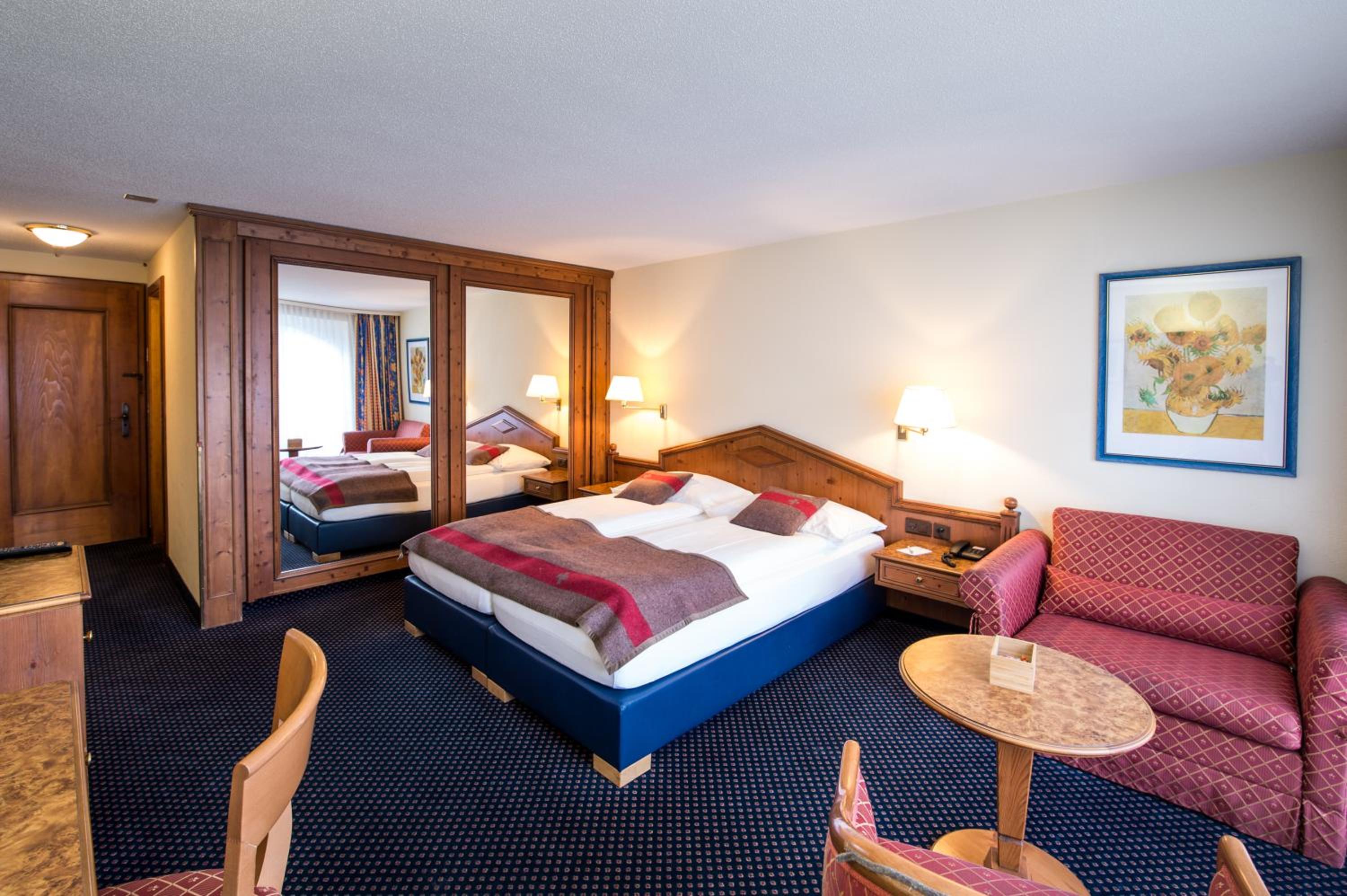Deluxe Room with Balcony / Terrace - Photo 9