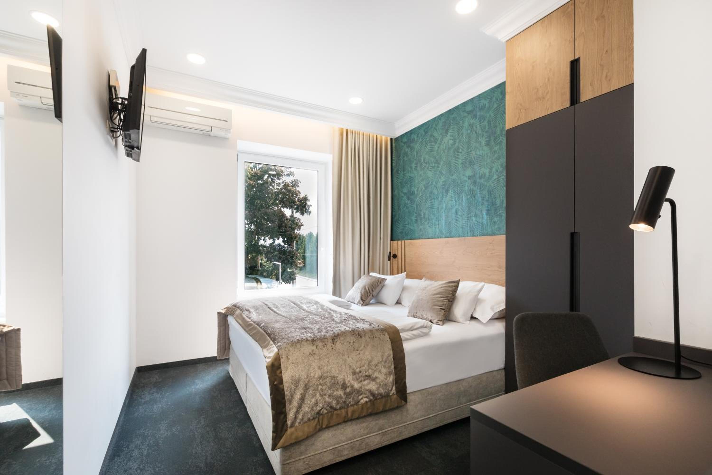 Small Double Room