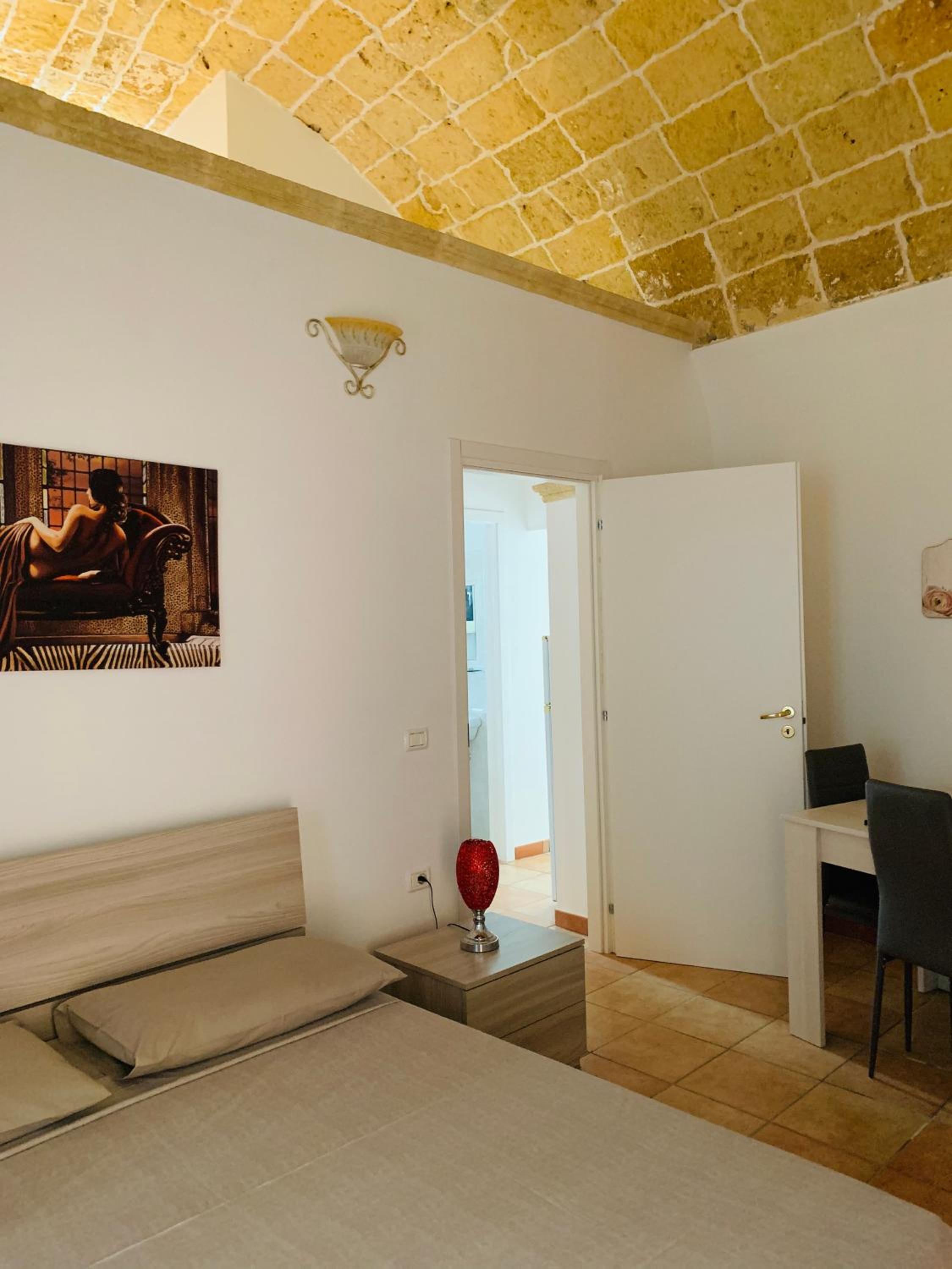 Suite with Garden View