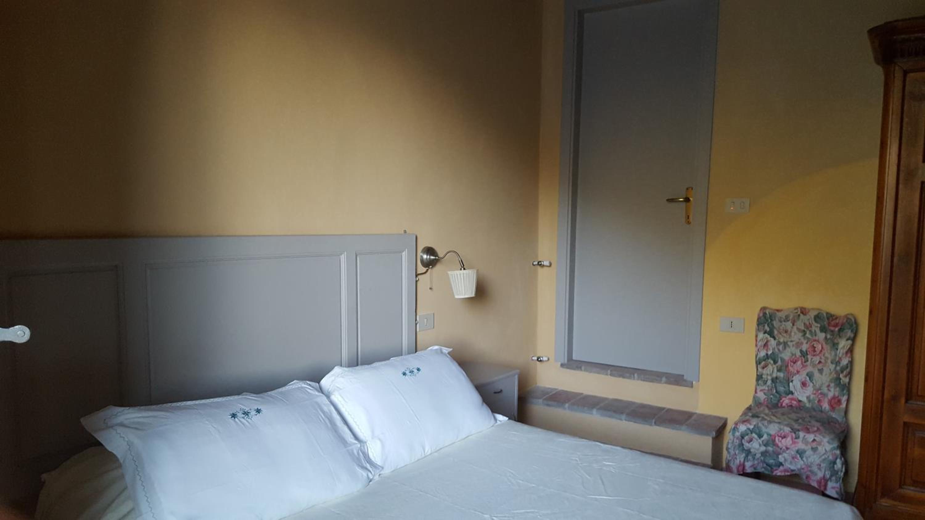 Double Room with Private Bathroom photo 2