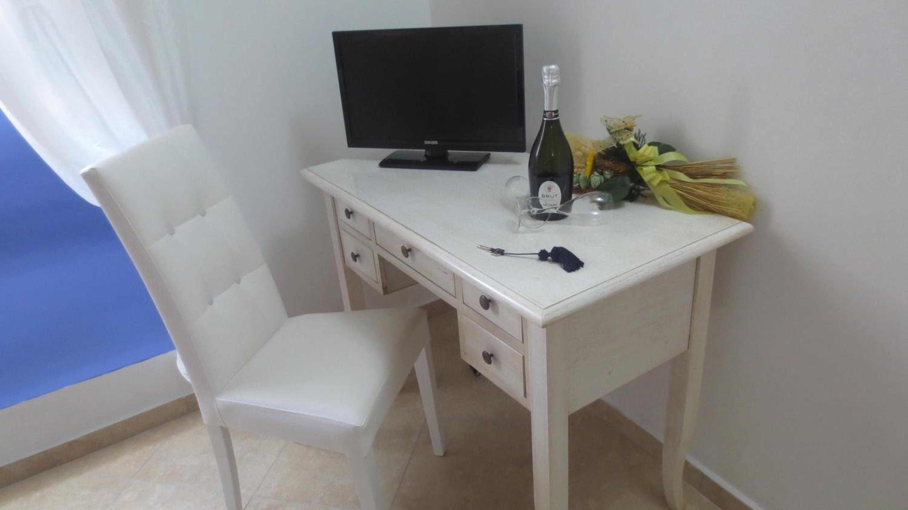 Single Room photo 3