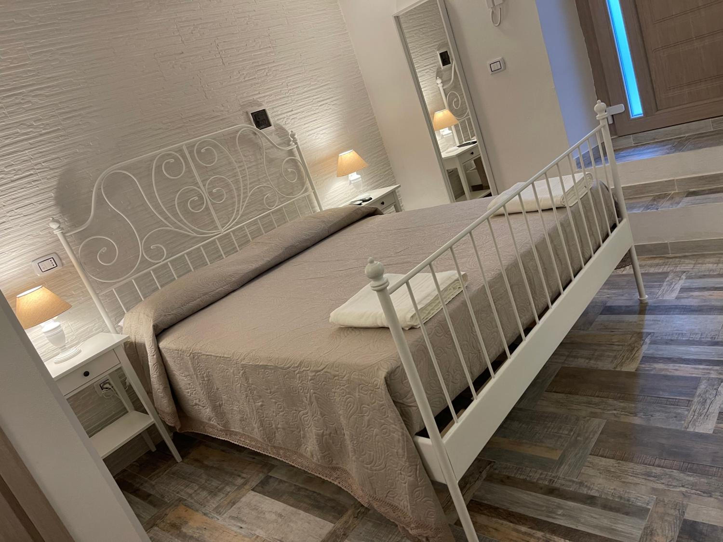 Single Room photo 3