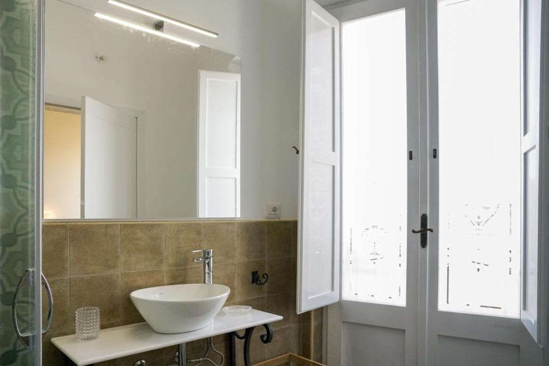 Triple Room with View - Photo 4