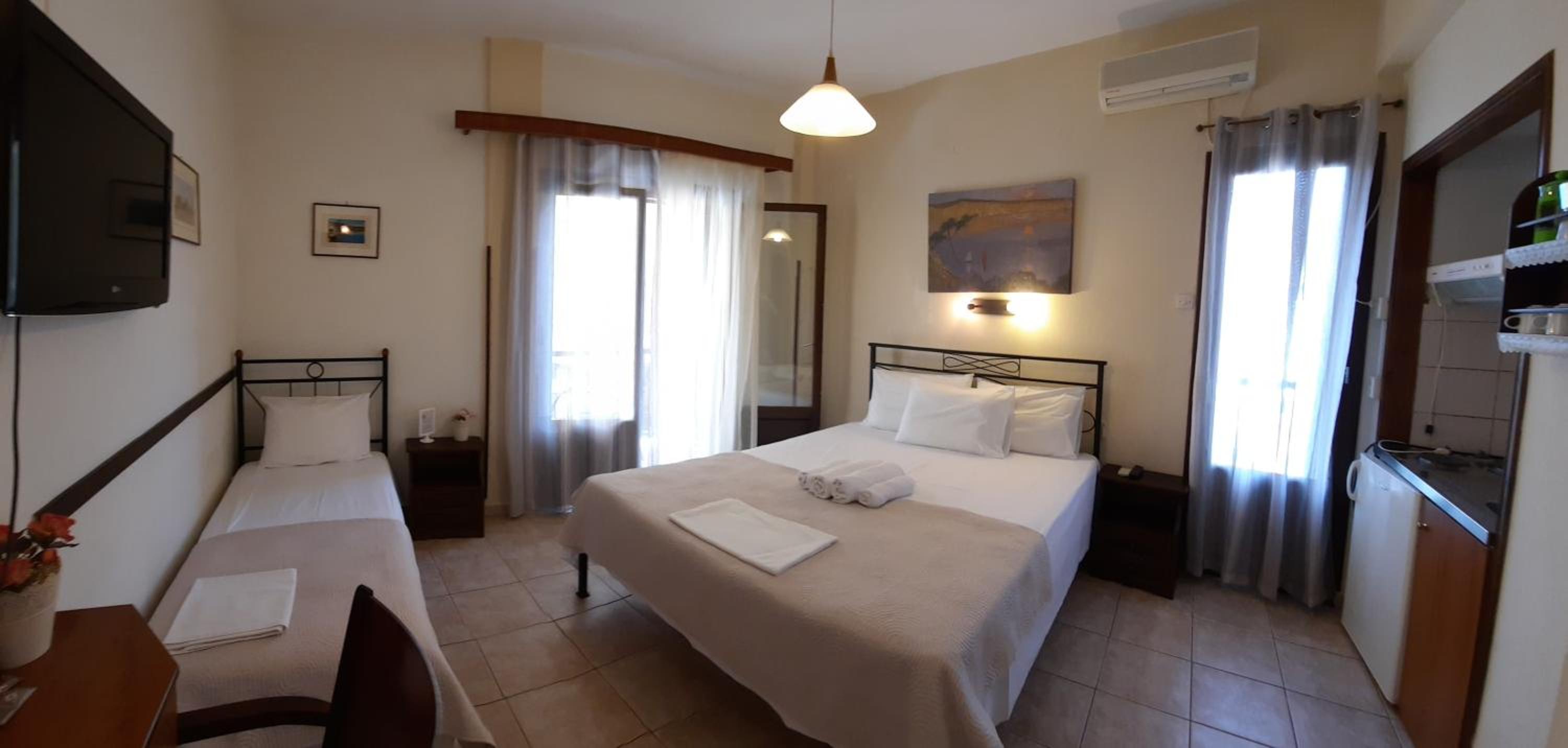 Deluxe Triple Room with Sea View photo 1